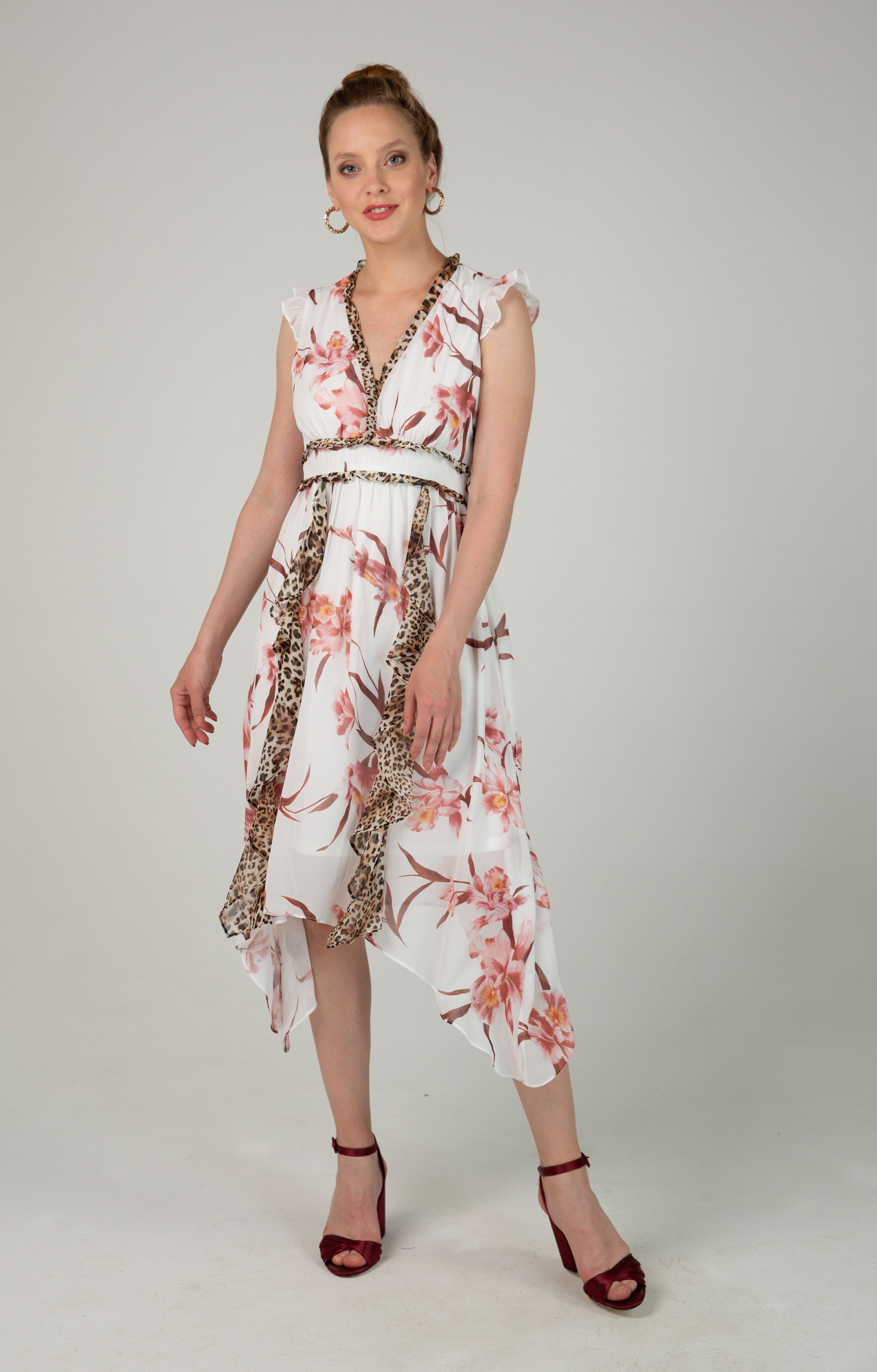 Passioni Druckkleid im eleganten Mustermix Volantoptik günstig online kaufen