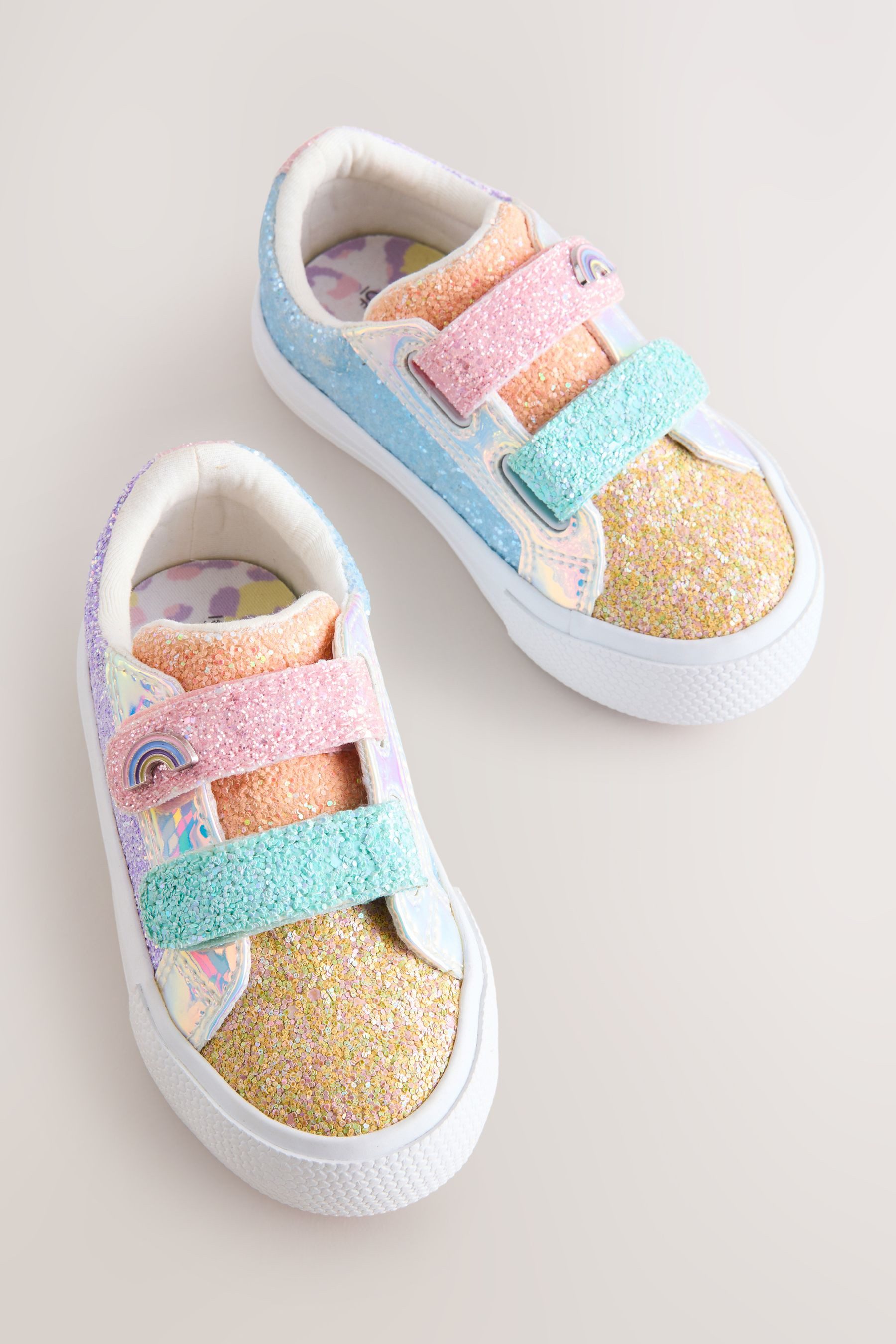 Next Derber Sportschuh mit Klettverschluss Sneaker (1-tlg)
