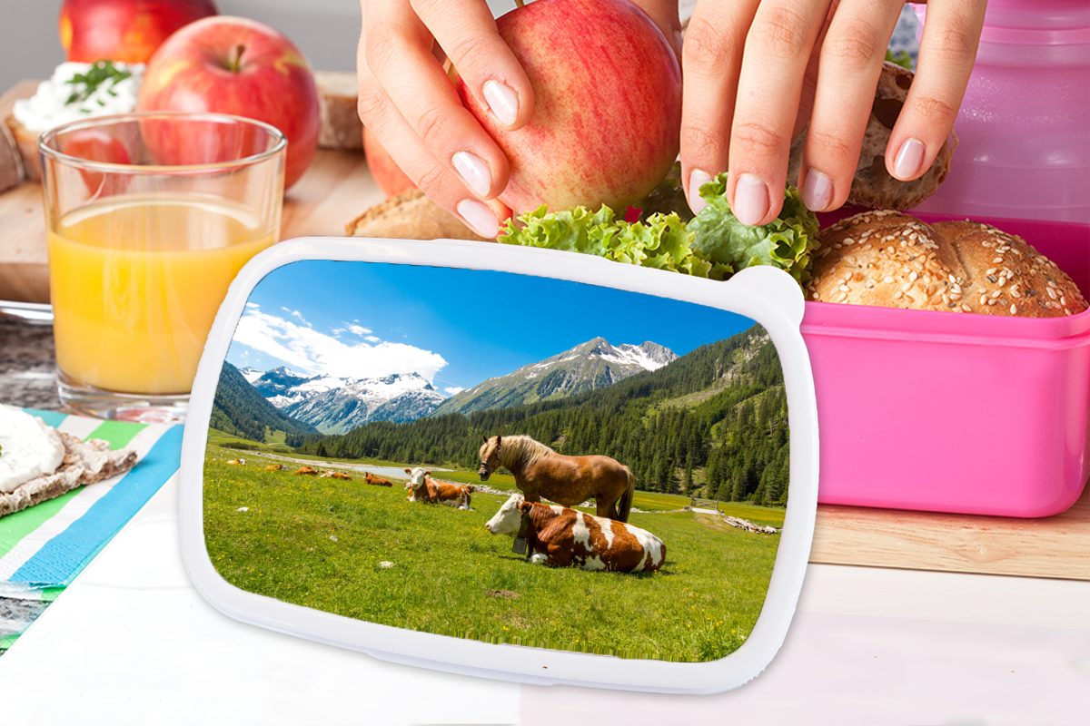 Brotdose Erwachsene, (2-tlg), Kinder, - Lunchbox Kühe für - Pferde MuchoWow Kunststoff, Snackbox, rosa Kunststoff Brotbox Mädchen, Alpen,