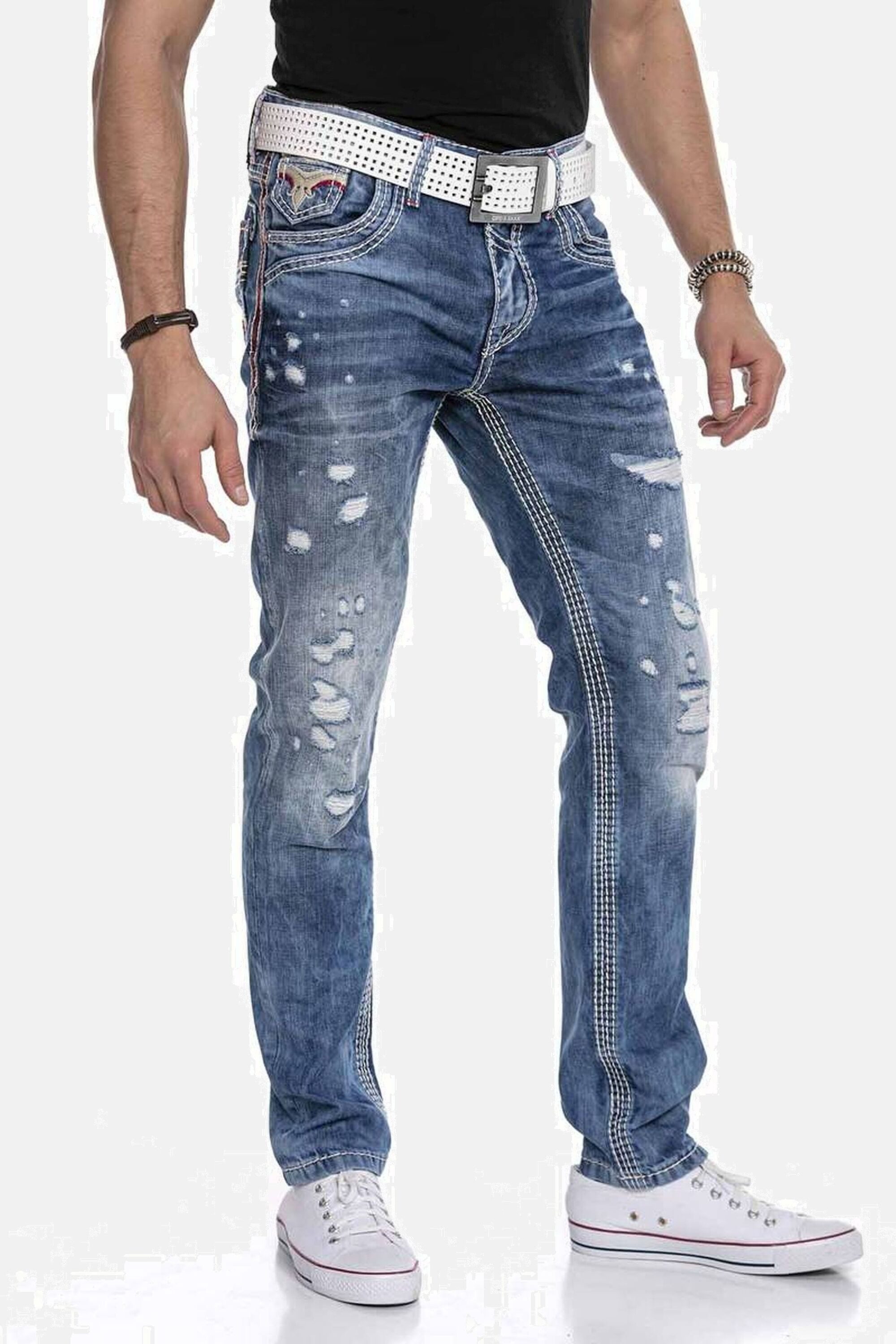 Cipo & Baxx 5-Pocket-Jeans Jeans bequeme Jeans im lässigen Destroyed-Look, CD651