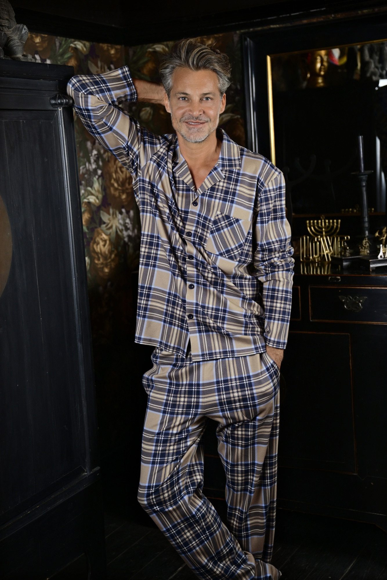 Ringella Pyjama mit durchgehender Knopfleiste und Reverskragen günstig online kaufen