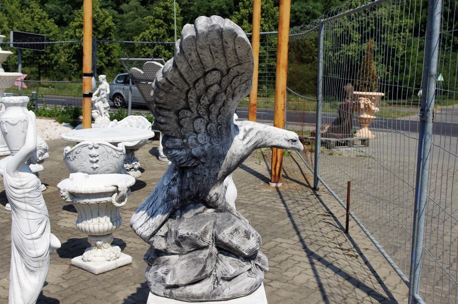 Gartenfigur XXL 196KG Steinfigur Antikes Höhe: Wohndesign Adler Gewicht: Gartenfigur 106cm