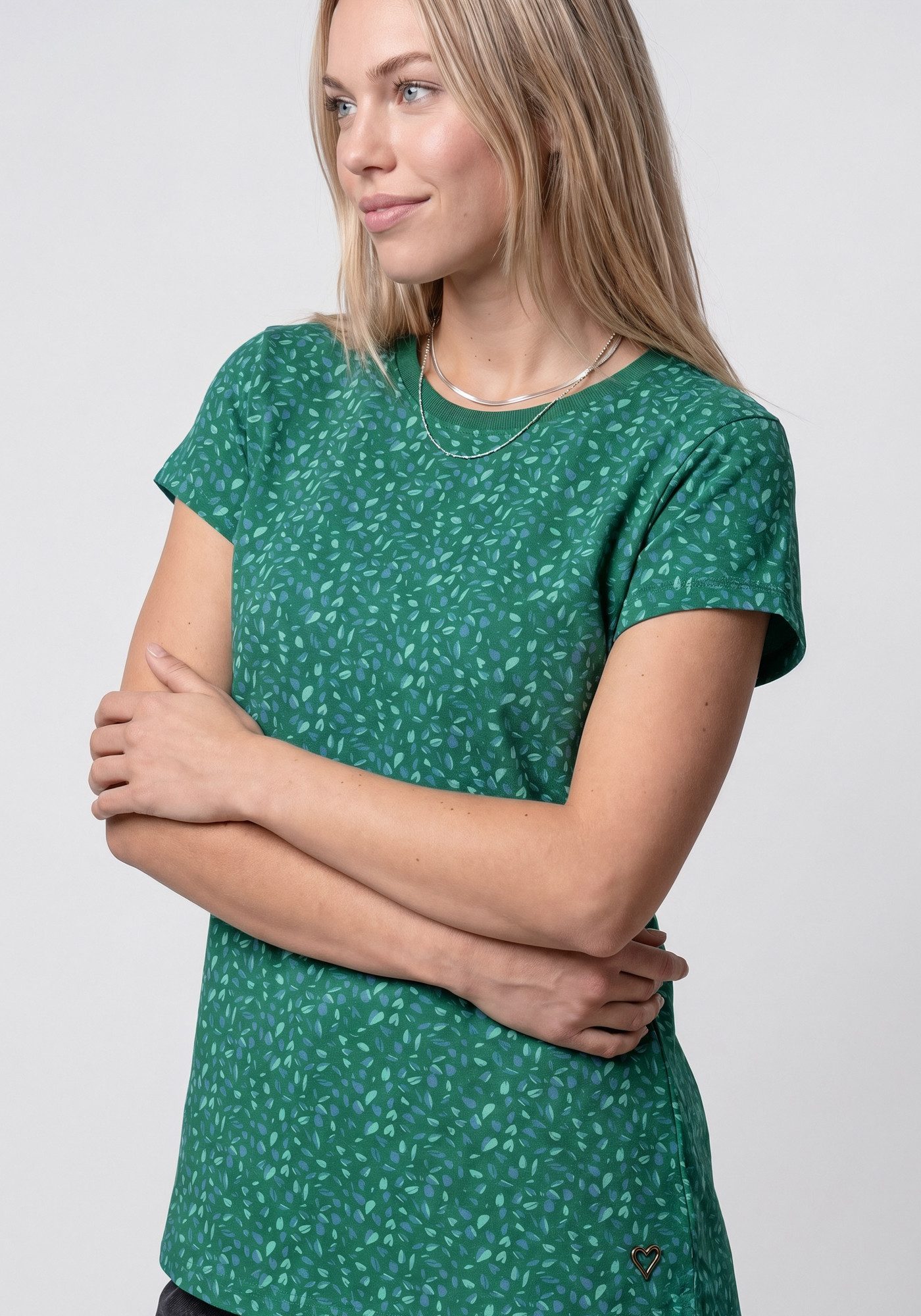 Alife & Kickin Rundhalsshirt FelinaAK B modisches Basic-Shirt mit Rundhals-Ausschnitt, rundem Saum und allover – Bild 2 von 5