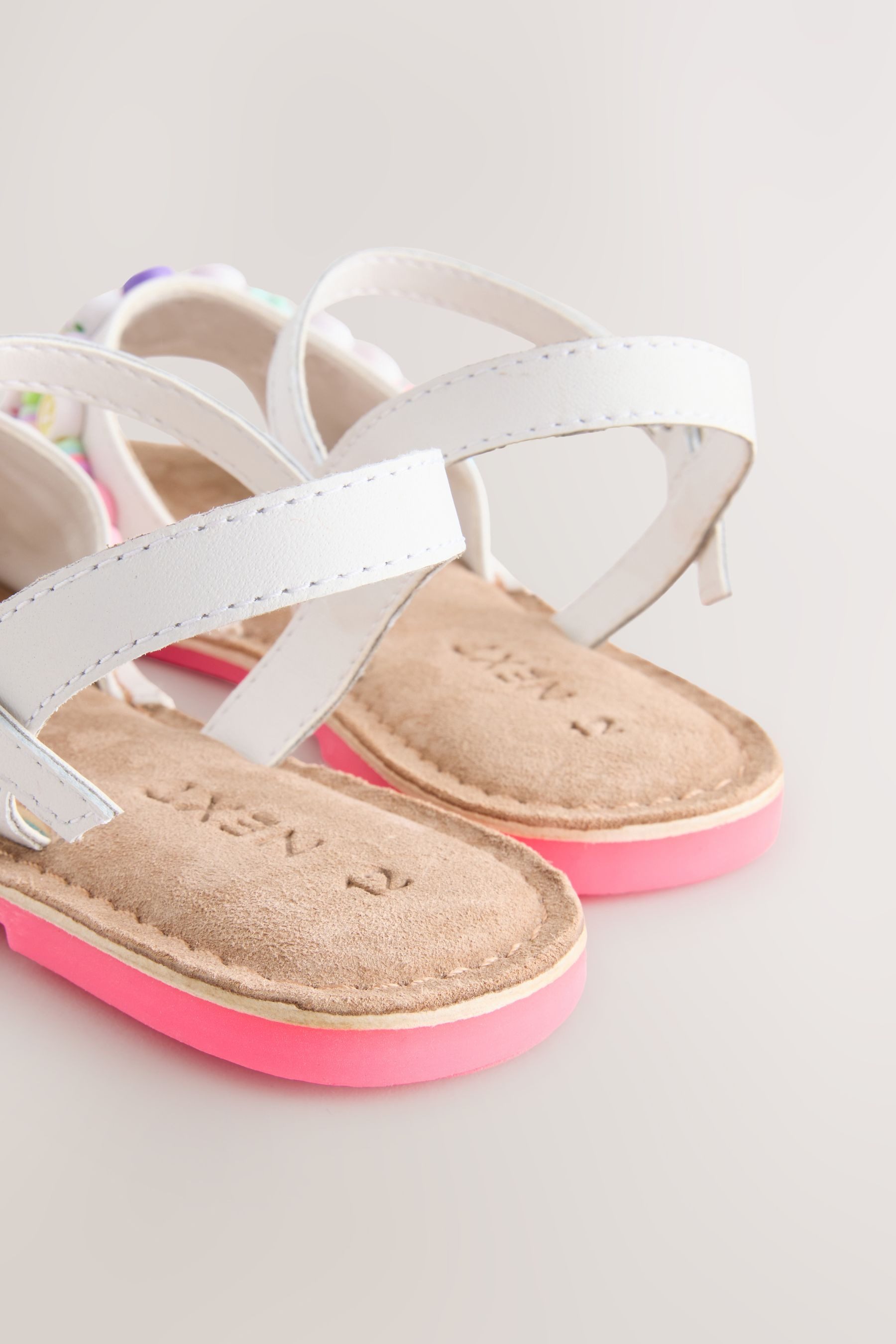 Next Perlenbestickte Sandalen Sandale (1-tlg)