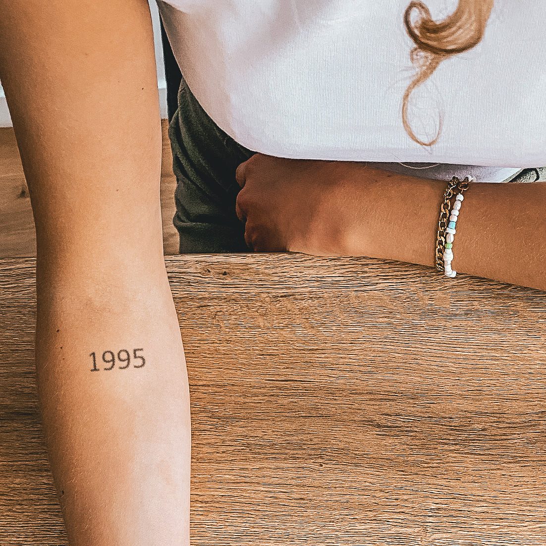 Inkster Schmuck-Tattoo 1995 Tattoo, wasserfestes temporäres Tattoo, 2 Wochen Halt