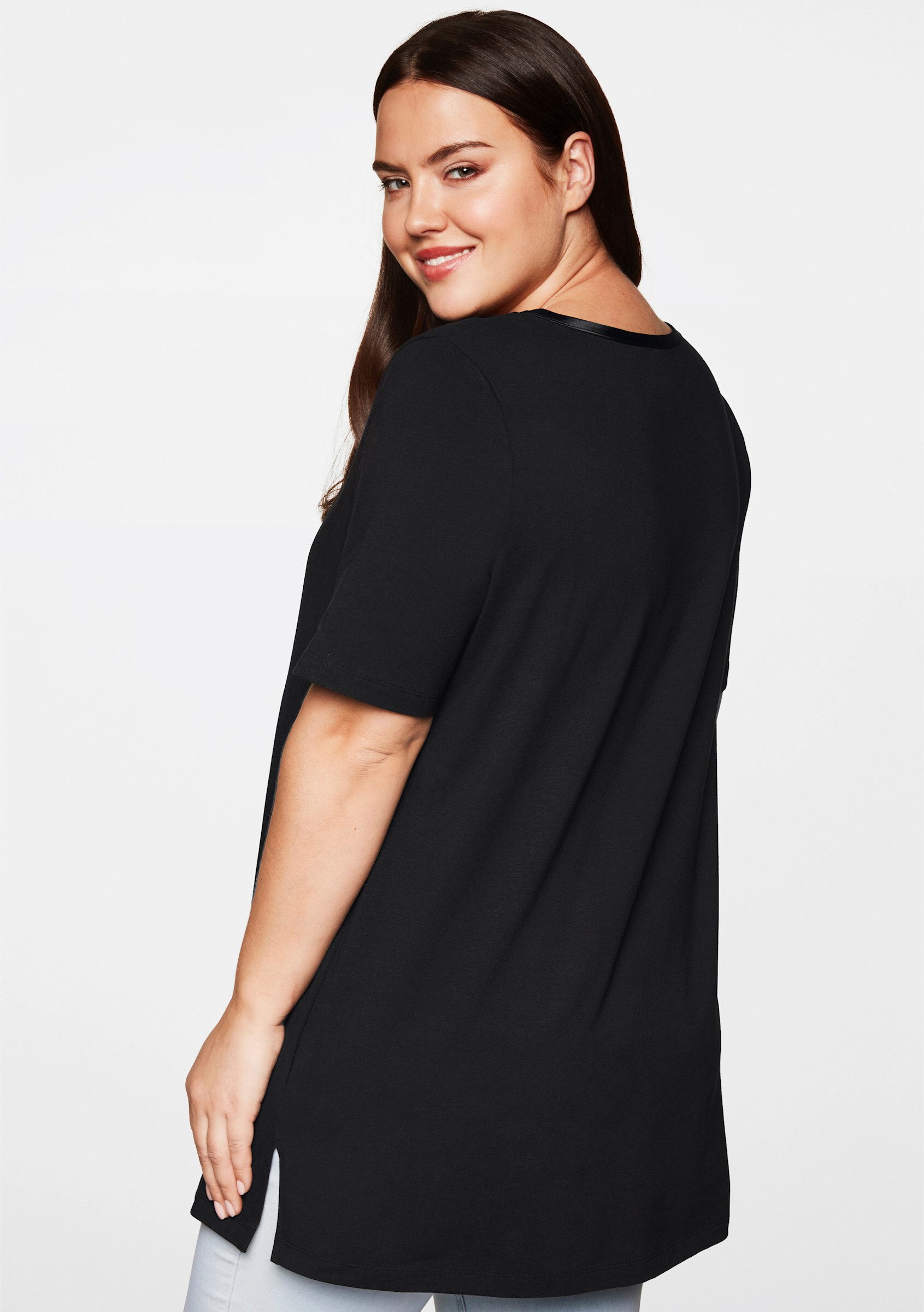 Sheego T-Shirt Longshirt Kurzarm mit Raffung – Bild 4 von 5