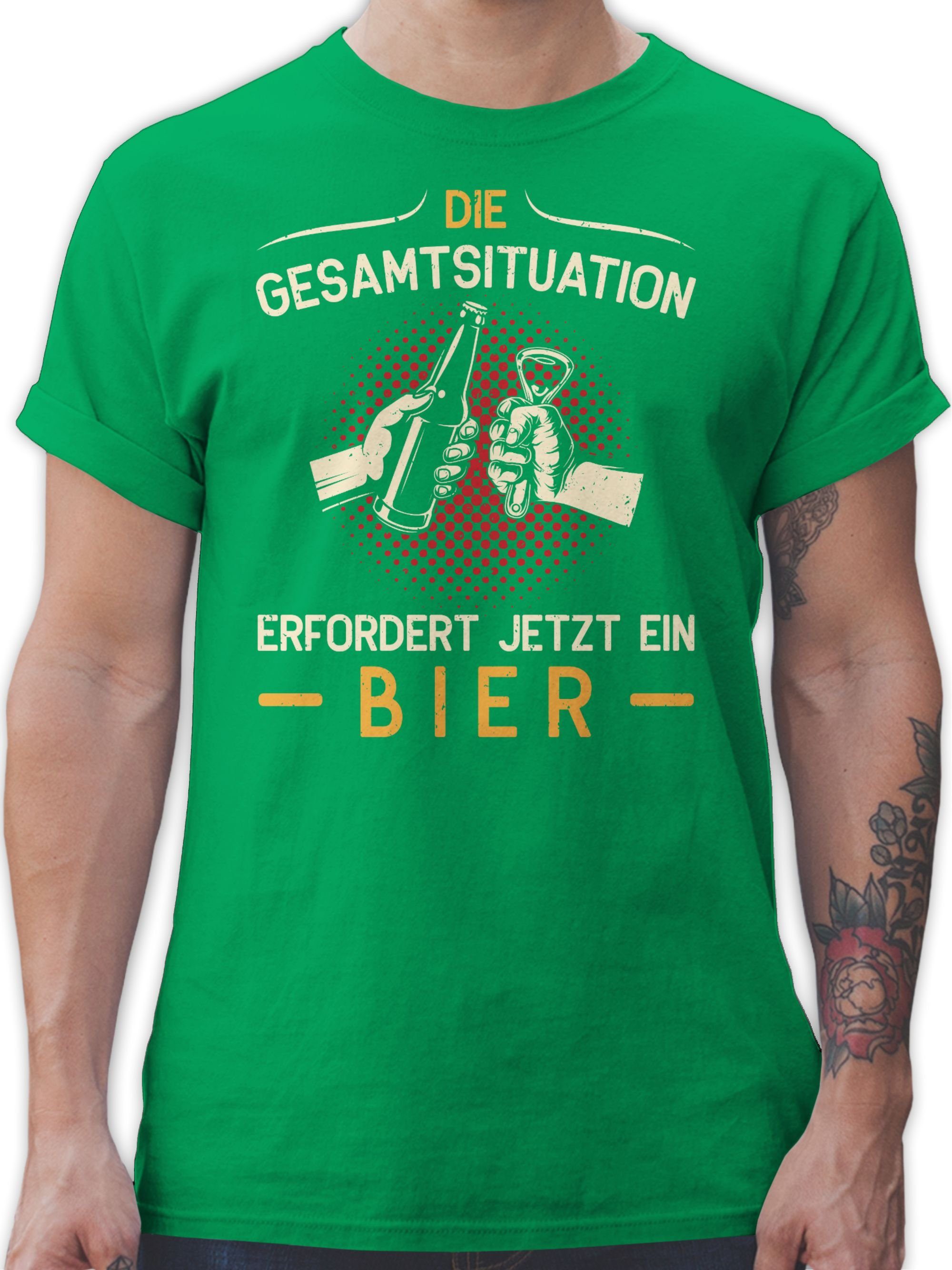 Shirtracer T-Shirt Die Gesamtsituation erfordert jetzt ein Bier - Geschenk Bierfreunde Va Party & Alkohol Herren 02 Grün