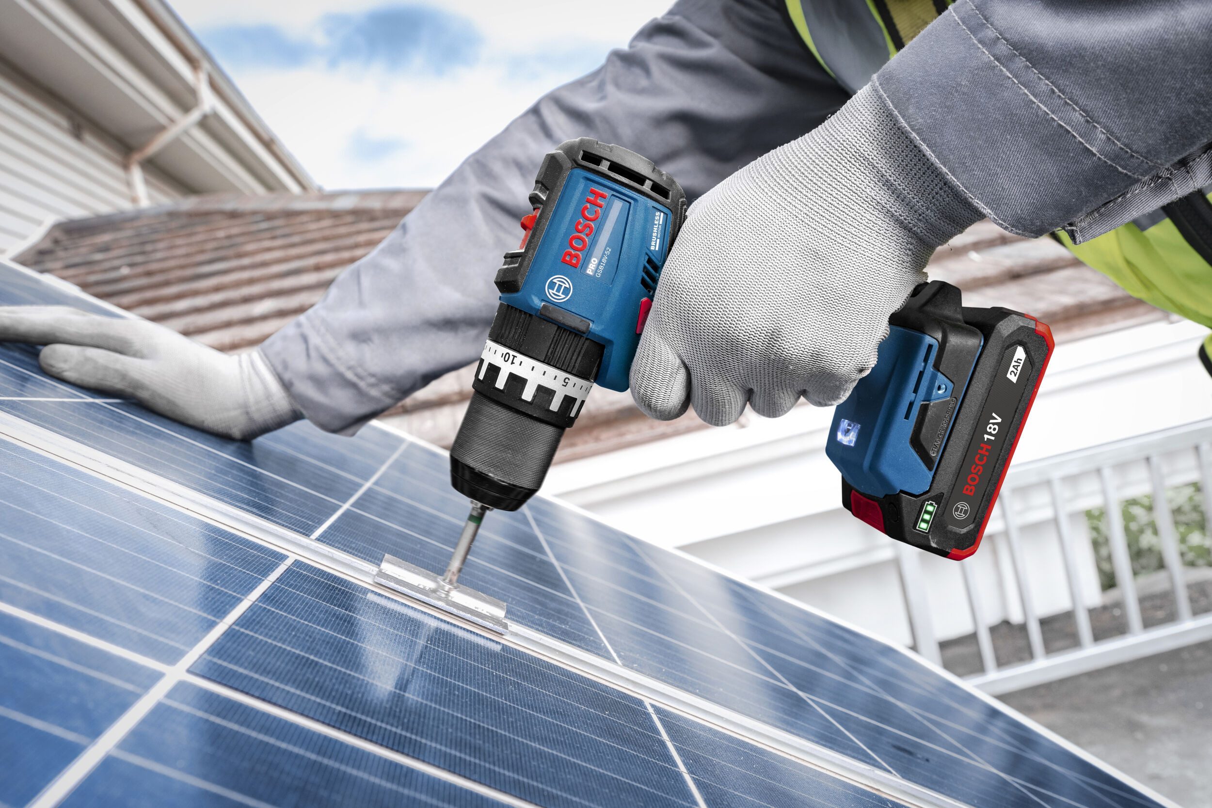 BOSCH Akku-Schlagbohrschrauber GSB 18V-52, 18 V, Mit 2x Akku 2 Ah - in L-Case
