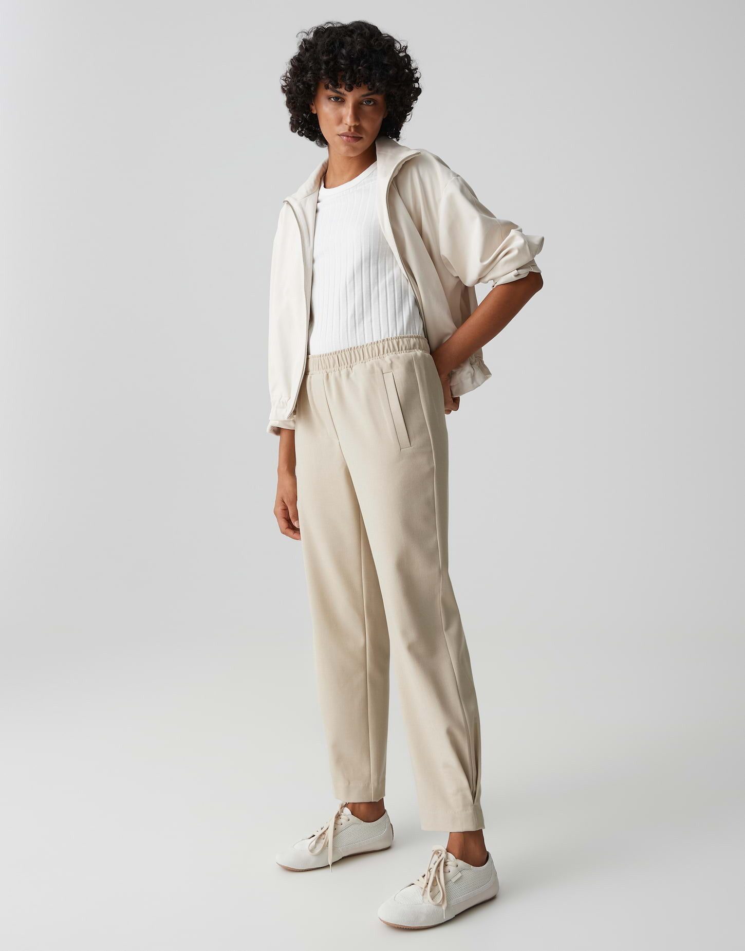 OPUS Stoffhose MYHA FLOW in feiner Mélange Optik Schmal zulaufendes Bein, weicher Griff, pflegeleicht