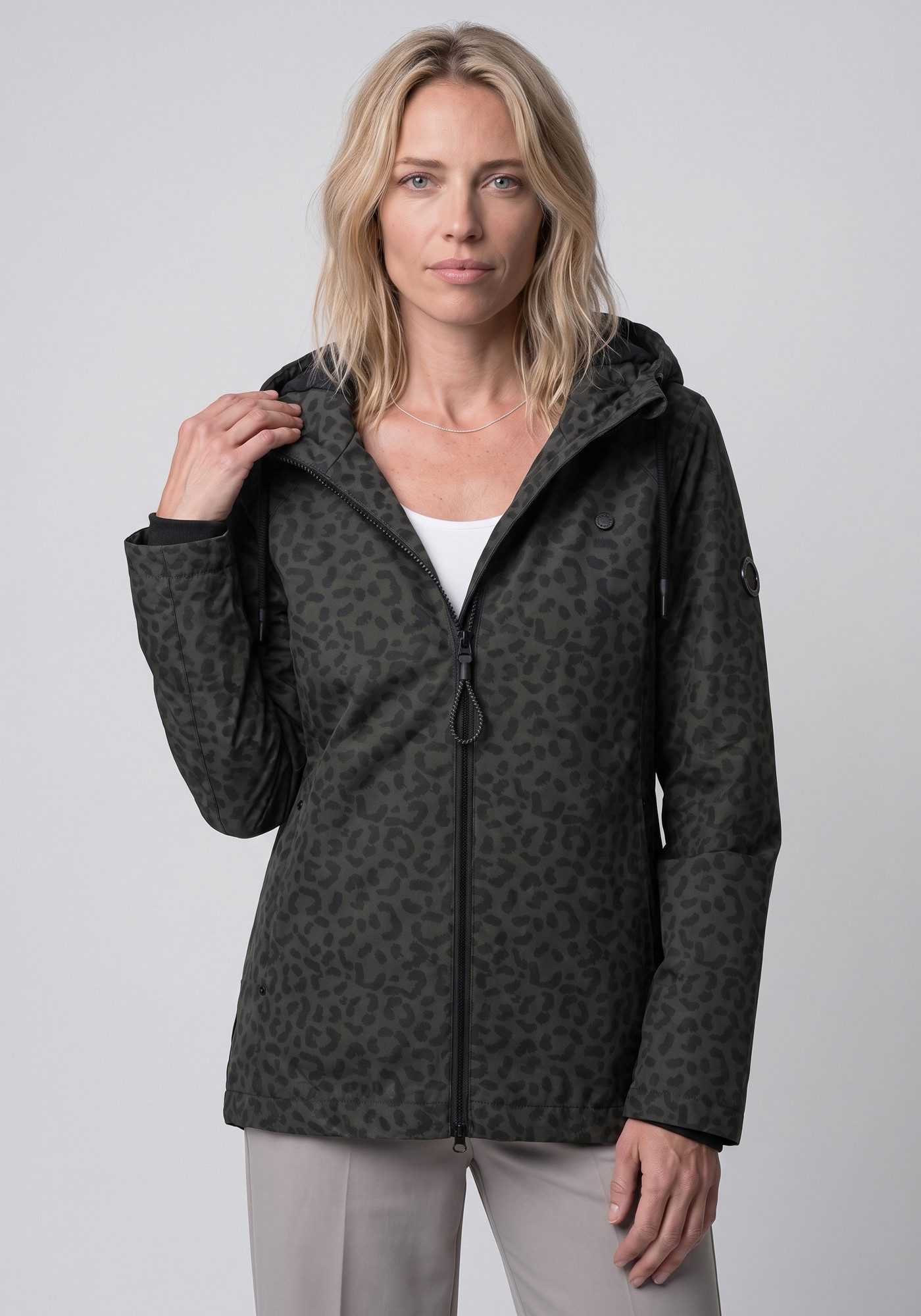 Alife & Kickin Outdoorjacke LILOUAKB aus Polyester, wasserabweisend, normale Passform, mit Reißverschluss