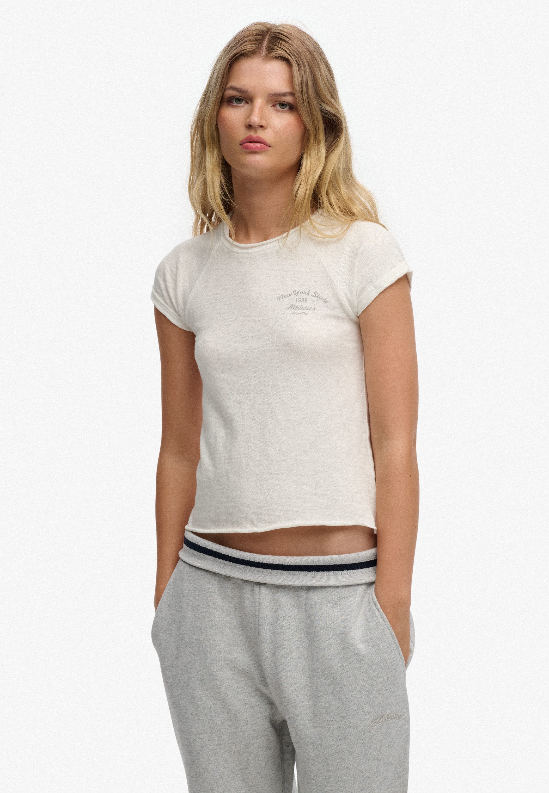 Superdry Kurzarmshirt ATH ESS SLUB GRAPHIC TEE Baumwolle, skinny fit