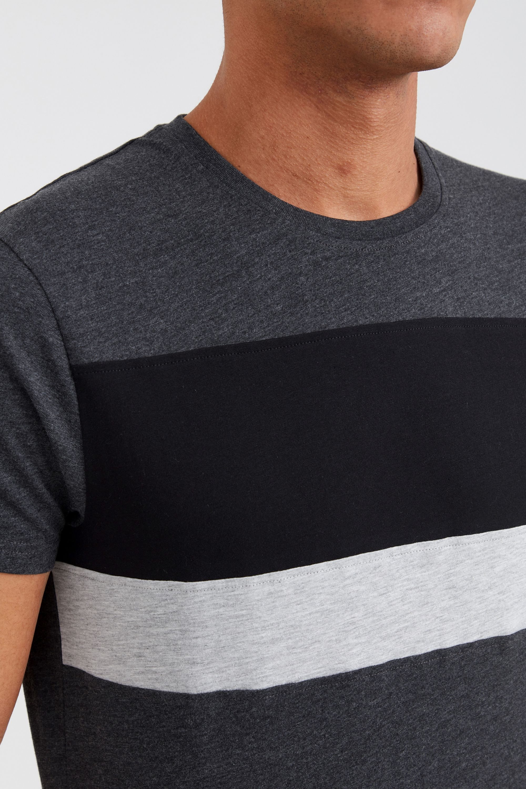 !Solid Rundhalsshirt SDSascha T-Shirt in Tricolor Streifenoptik günstig online kaufen