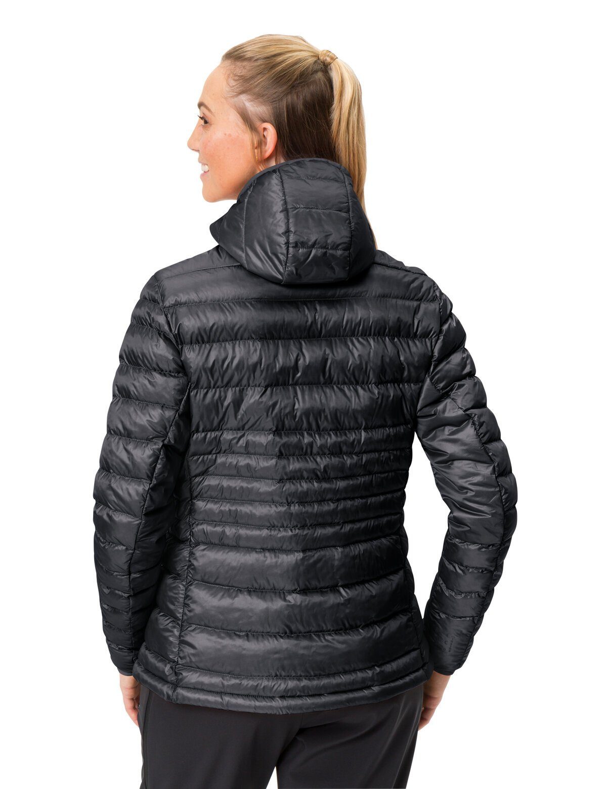 Insulation Batura Women's Hooded Outdoorjacke Jacket (1-St) VAUDE Klimaneutral black kompensiert