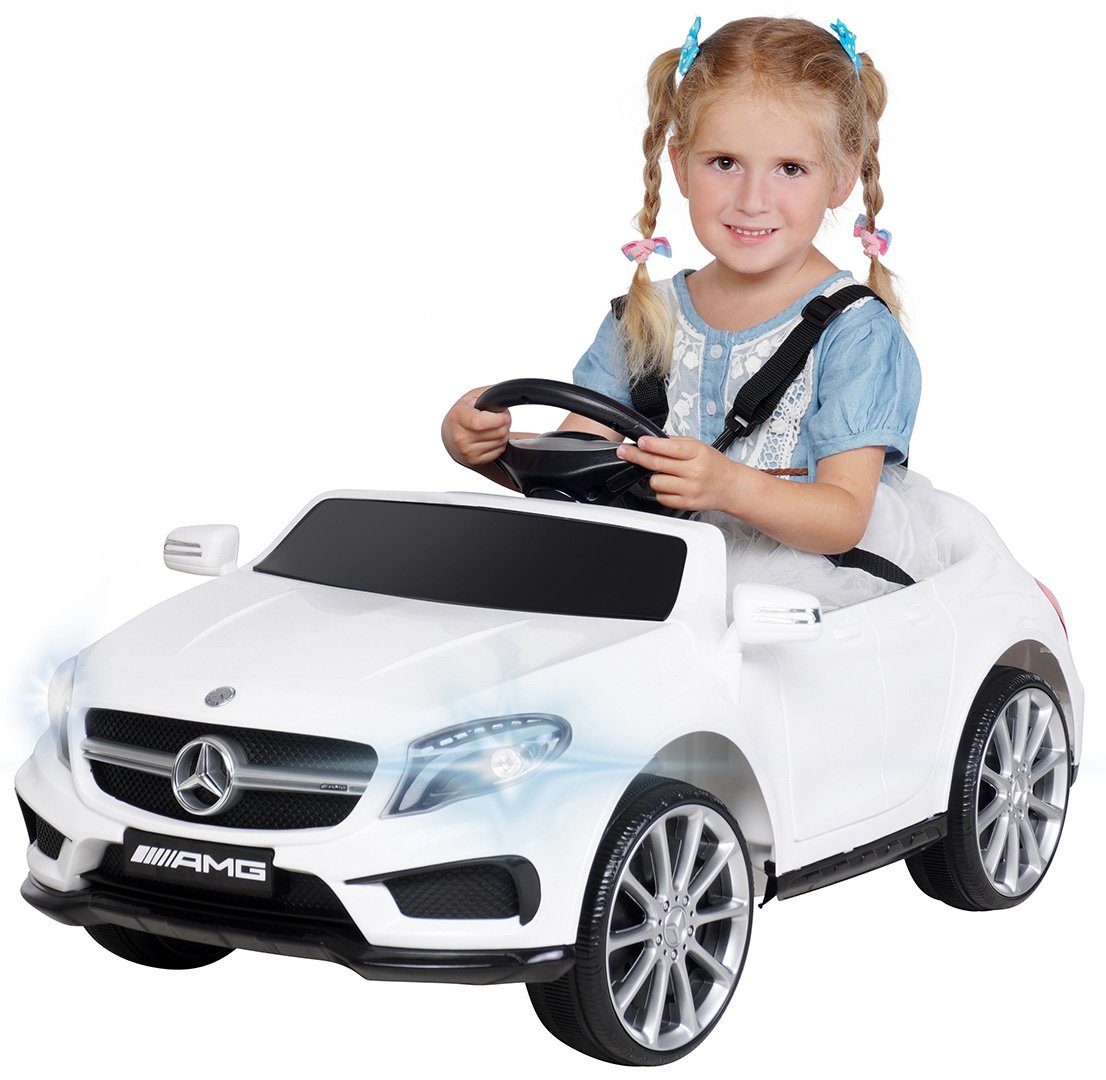 Actionbikes Motors Elektro-Kinderauto Kinder Elektro Auto Mercedes GLA 45  AMG mit Fernbedienung, Belastbarkeit 30 kg, (1-tlg), Spielzeug -  elektrisches Fahrzeug ab 3 Jahre - Bremsautomatik - MP3