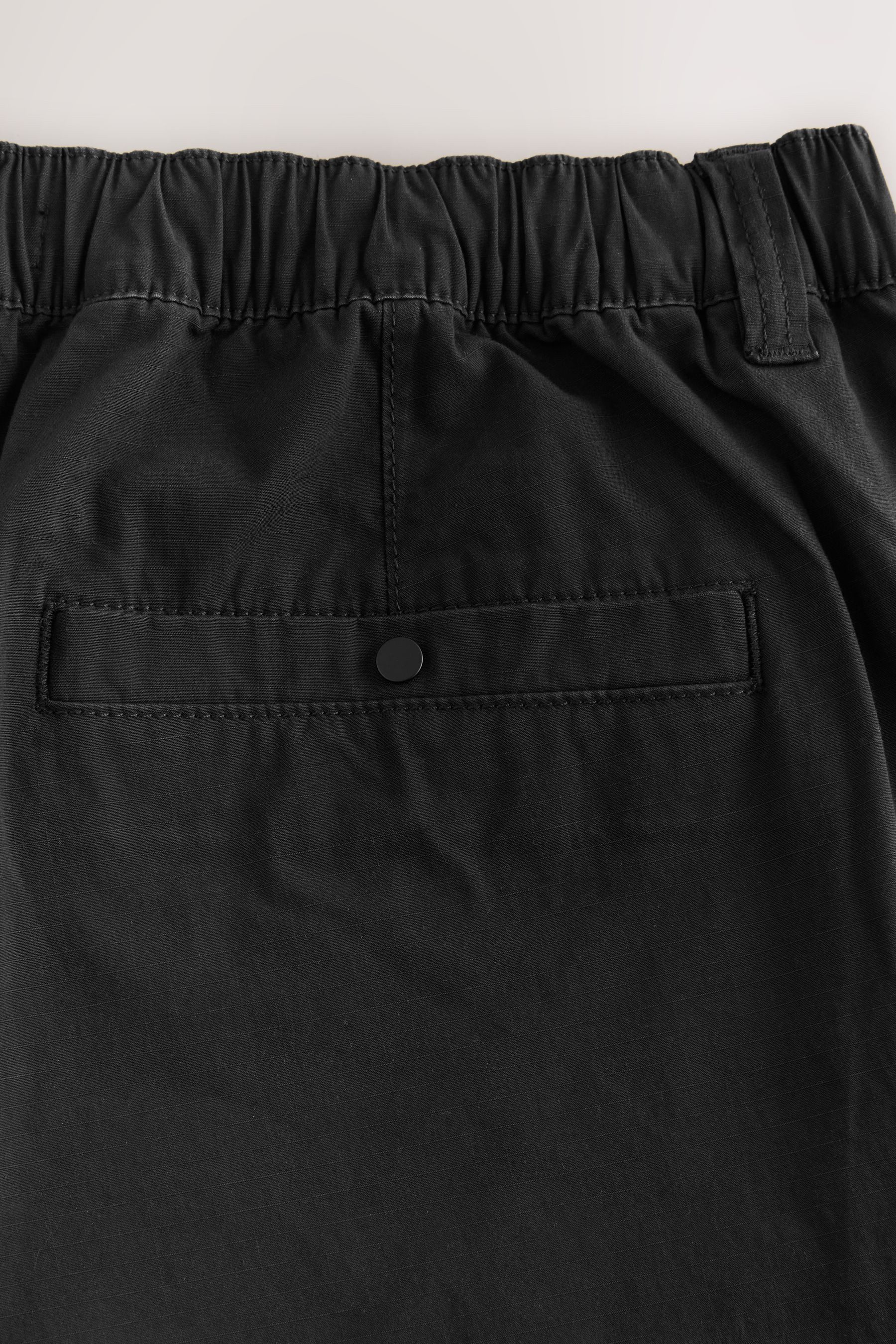 Next Cargohose Regular Fit Tech Utility-Cargohose mit Stretch (1-tlg)