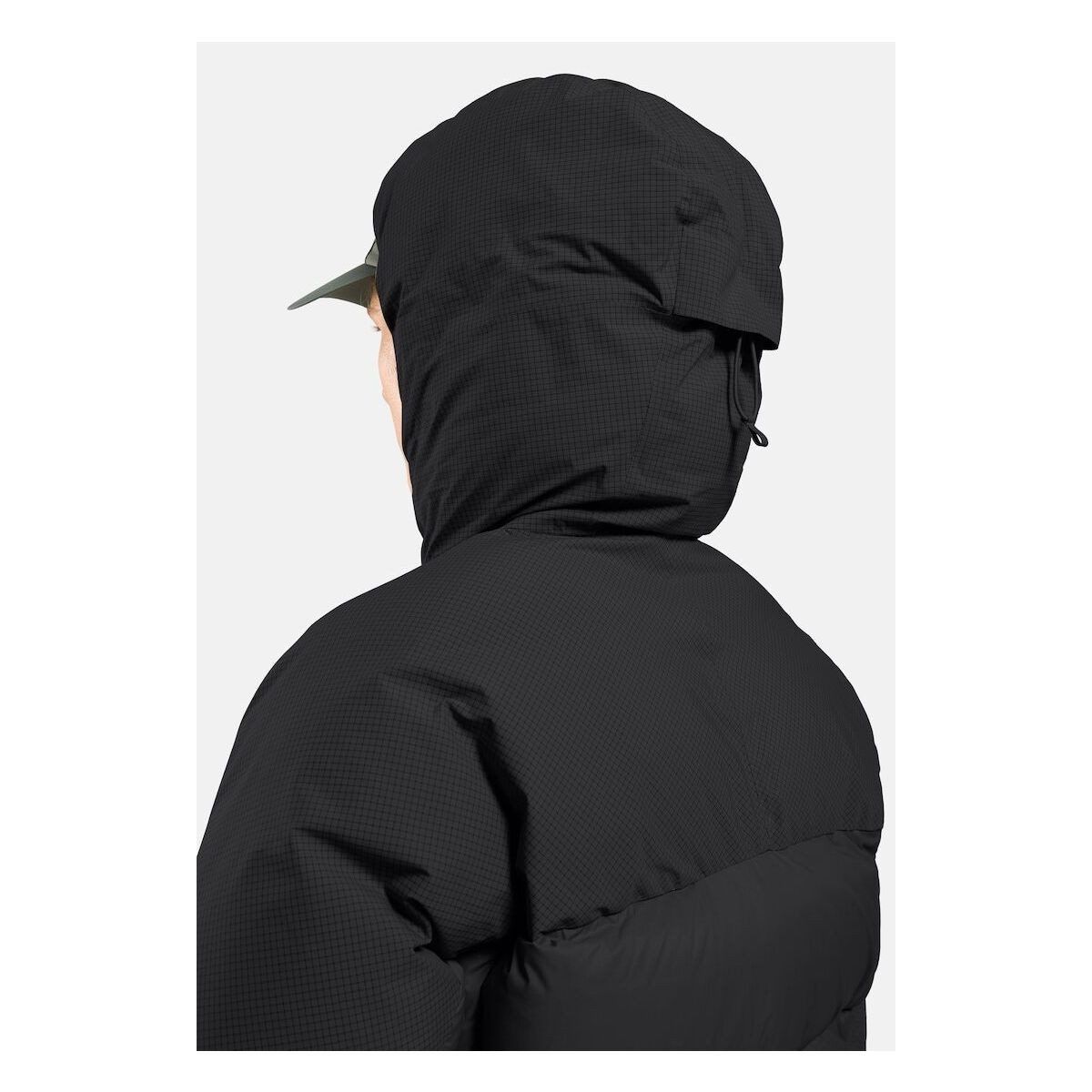 Odlo Outdoorjacke Down Hooded Vielseitige Damenjacke für Outdoor-Aktivitäten, bietet natürlichen