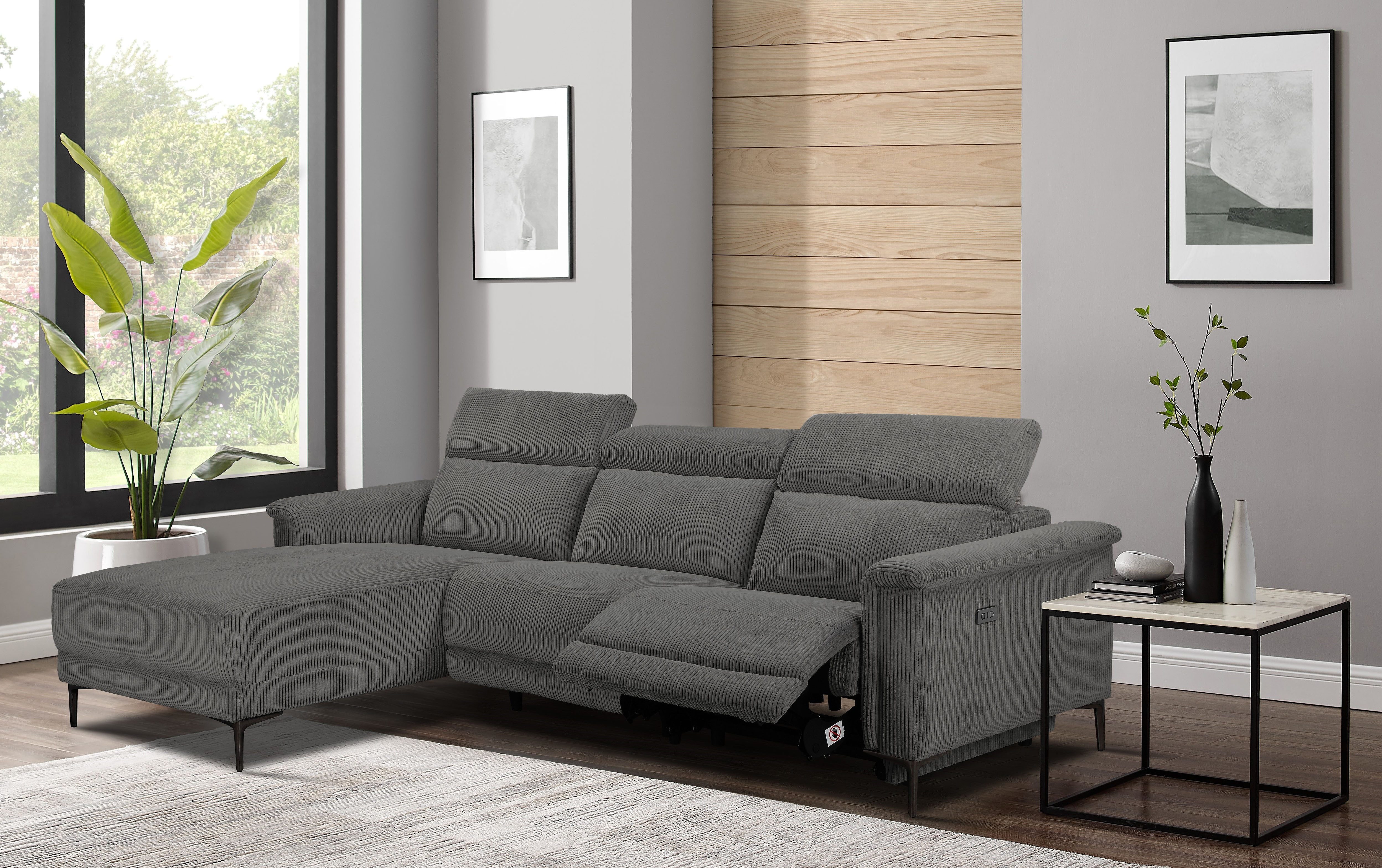 OTTO home Ecksofa LUND Cord, L-Form, 261 cm, man. o. elektr. Relaxfunktion (mit USB-A), mit USB A-Anschluss bei elektrischer Variante und Kopfteilverstellung