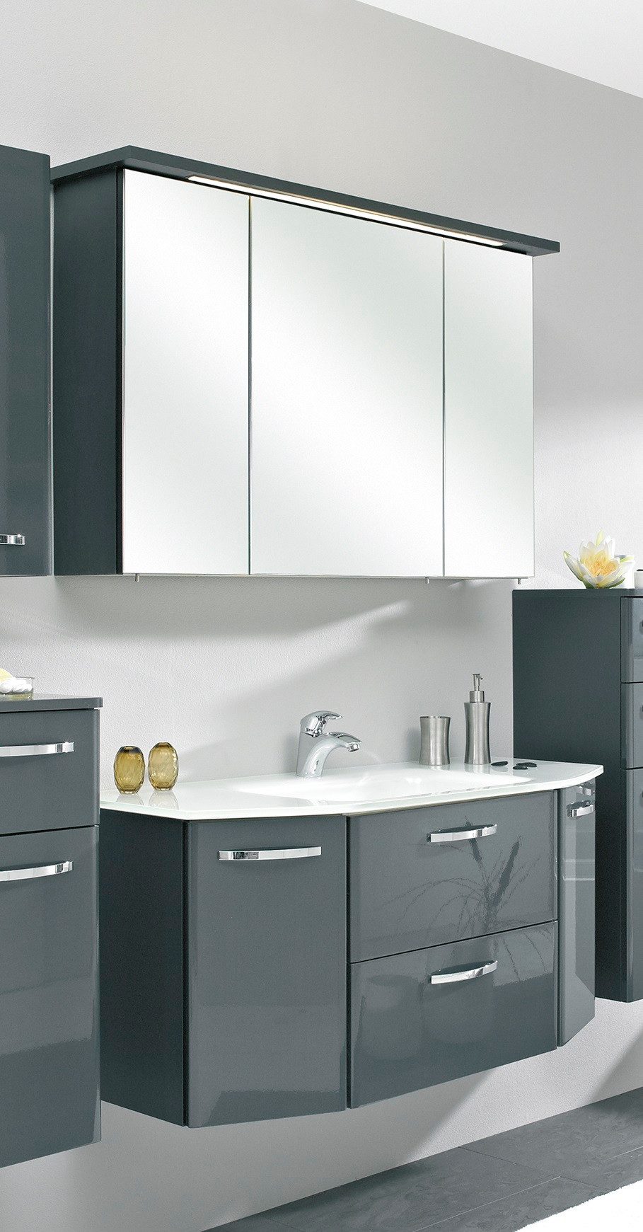 Saphir Badmöbel-Set Quickset 327 2-teilig, Waschplatz und LED-Spiegelschran günstig online kaufen