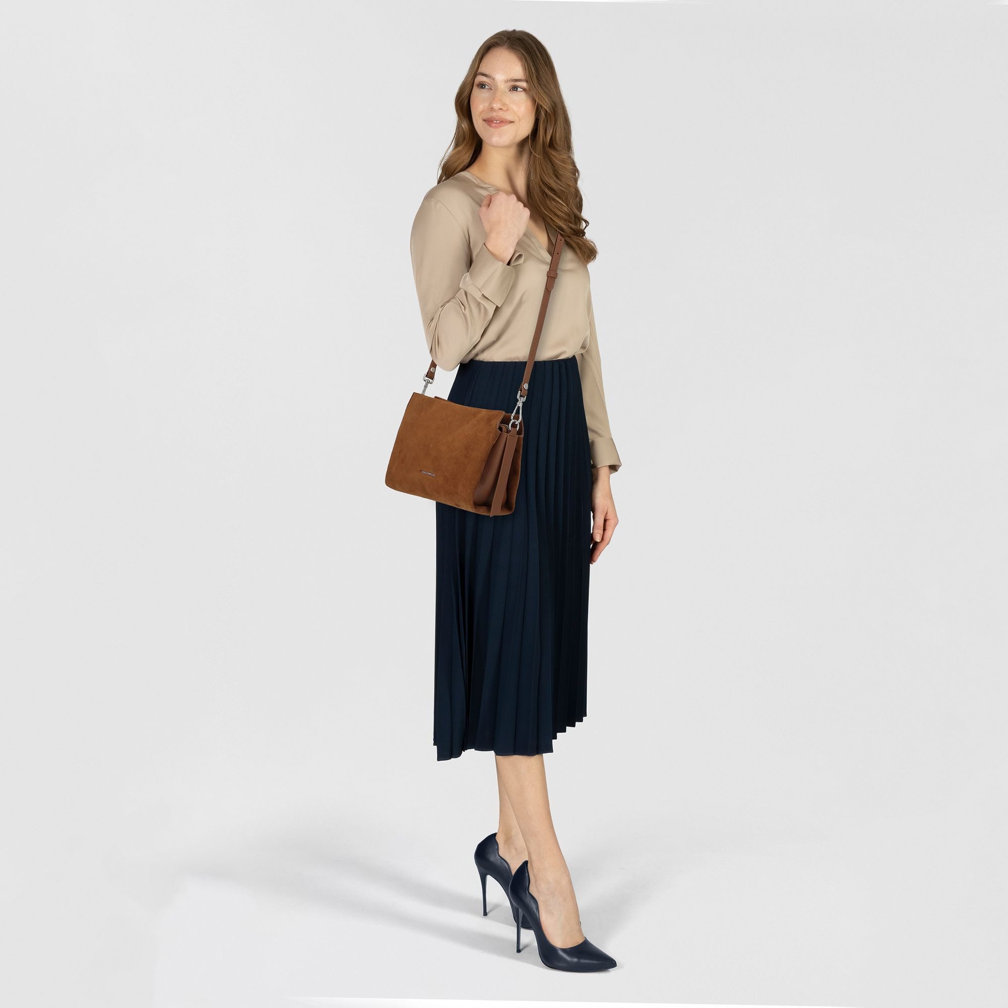 COCCINELLE Henkeltasche Boheme, Leder günstig online kaufen