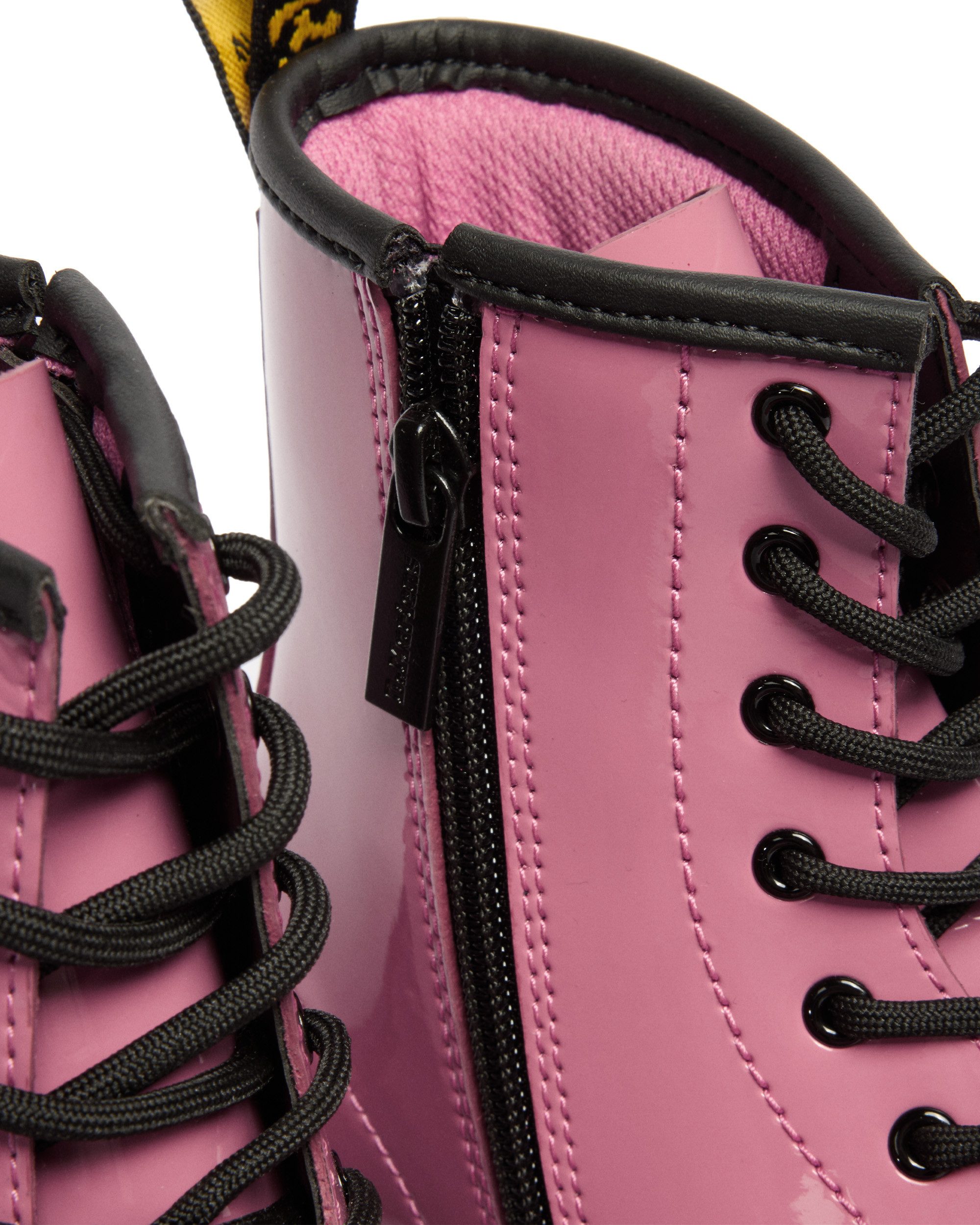 DR. MARTENS 1460 Y Black Patent Lamper Schnürboots Kinder Stiefel, Boots mit logobedruckter Anziehlasche