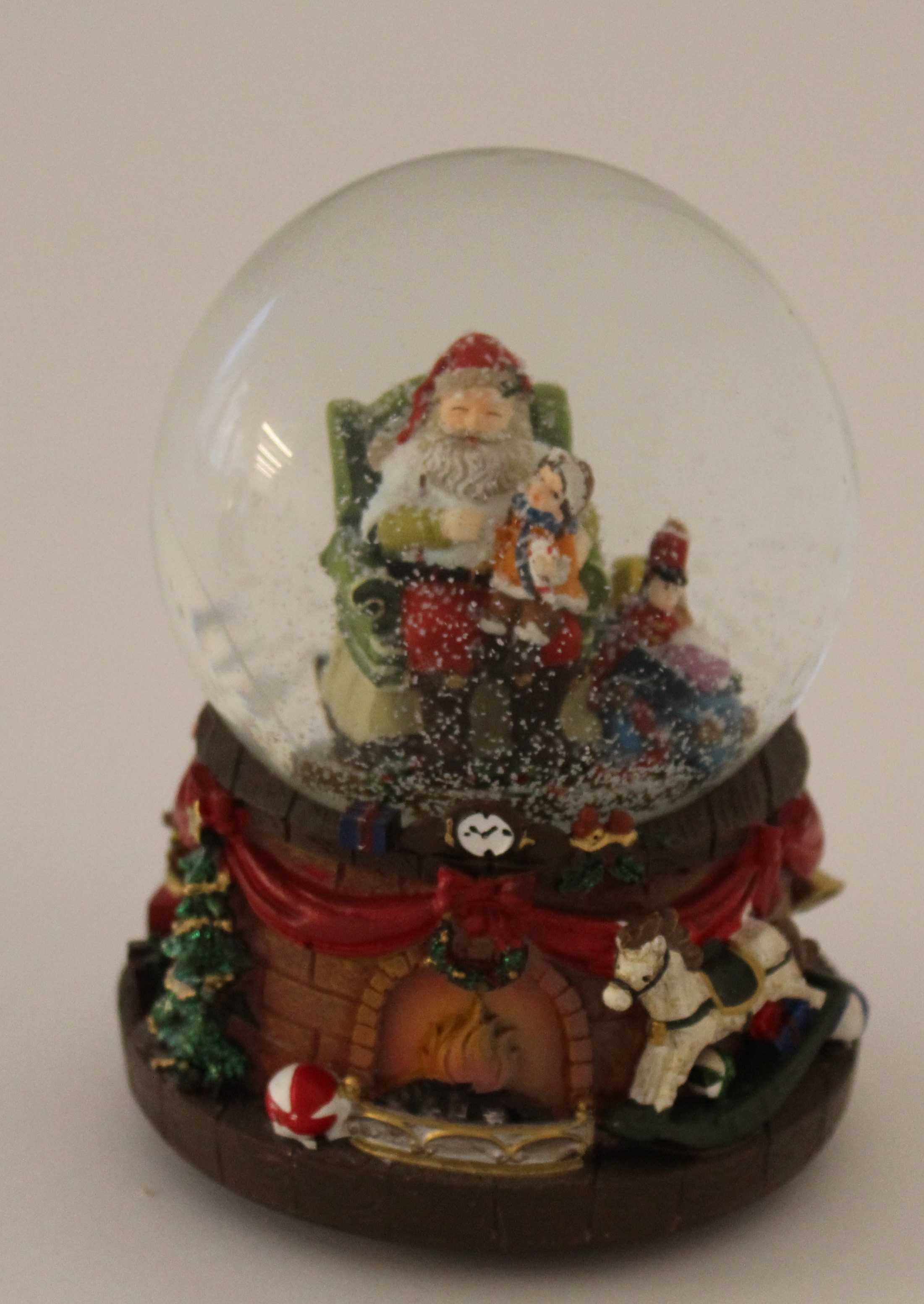 G.Wurm GmbH Schneekugel Schneekugel mit Spieluhr und Musik: Weihnachtsmann günstig online kaufen