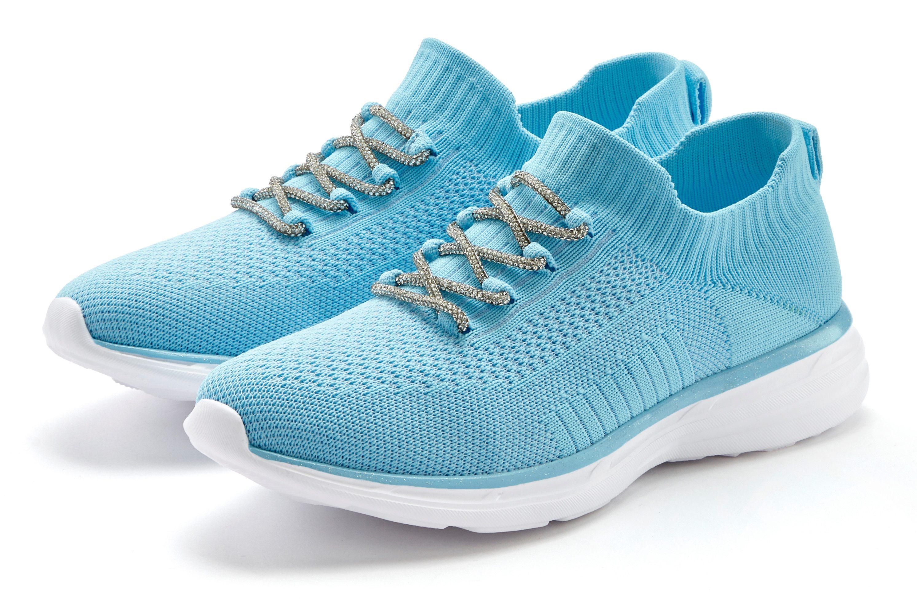 LASCANA Sneaker mit modischer Glitzerschnürung VEGAN