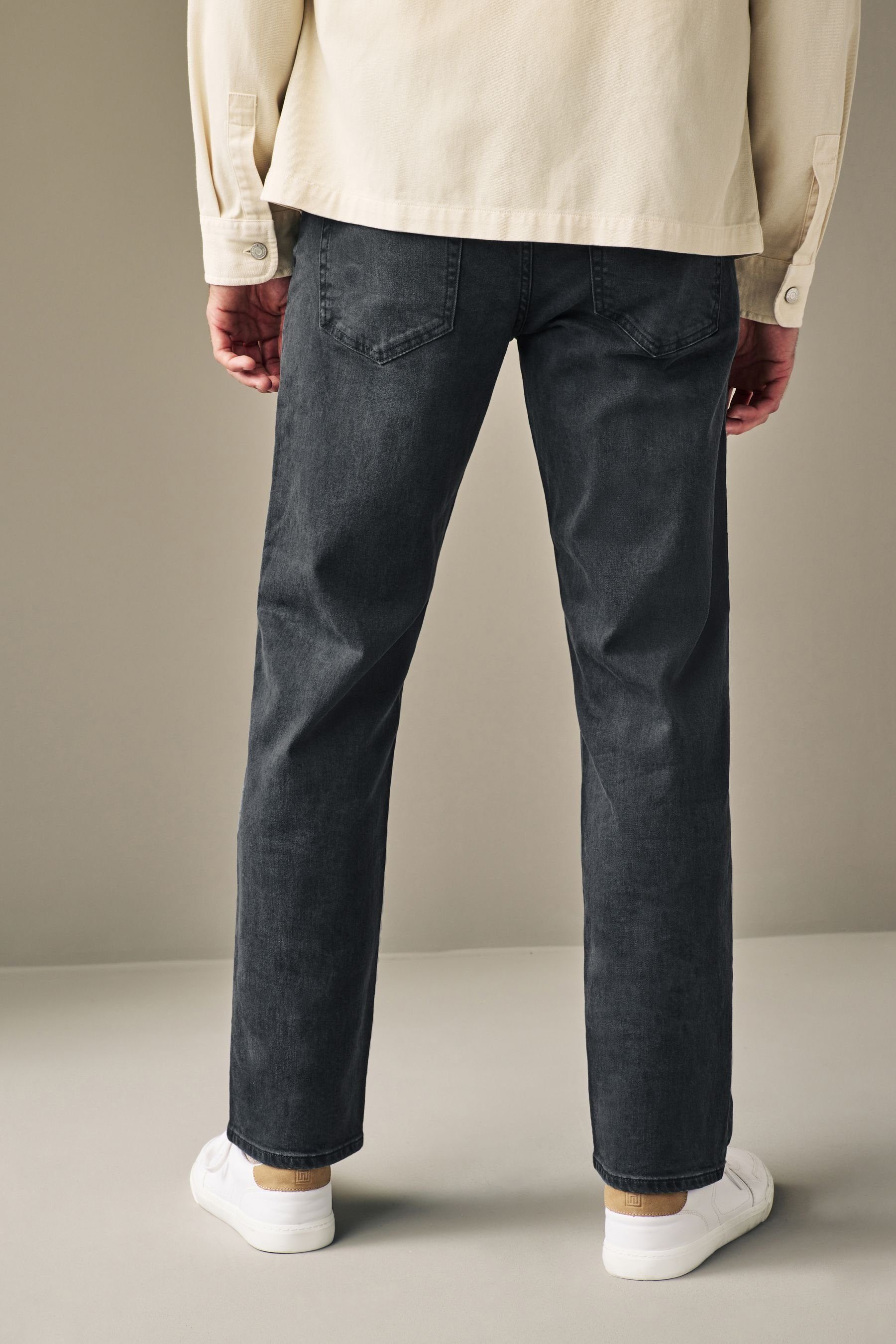 Straight-Jeans mit Next (2-tlg) Straight Jeans Fit Grey Gürtel