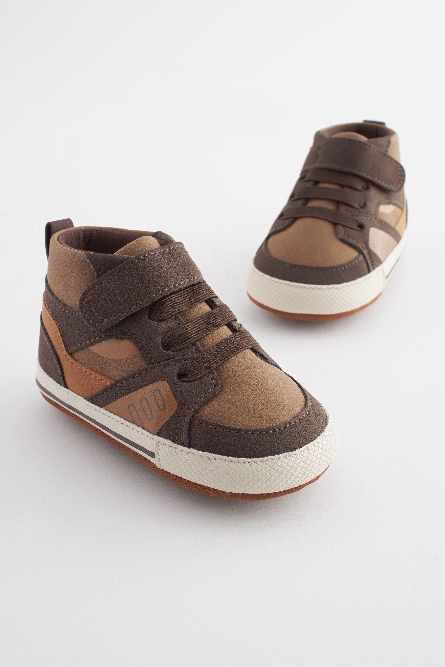 für High-Top-Sneaker (1-tlg) Babys Brown Next Sneaker Tan