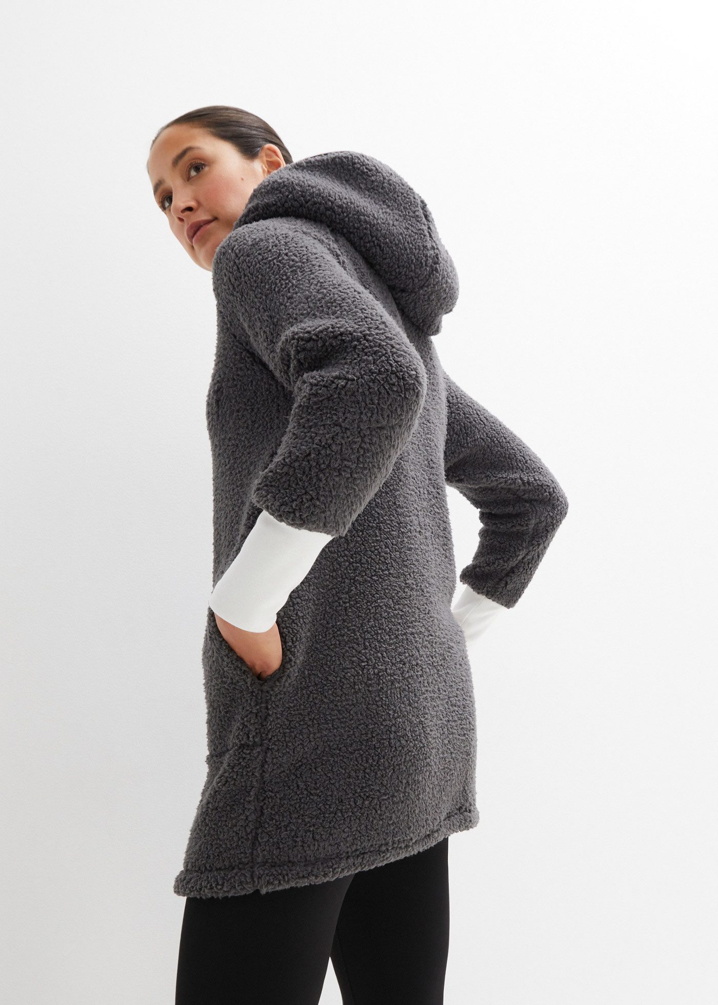 bonprix Fleecejacke Winterjacke mit Kapuze und Teddyfleece günstig online kaufen