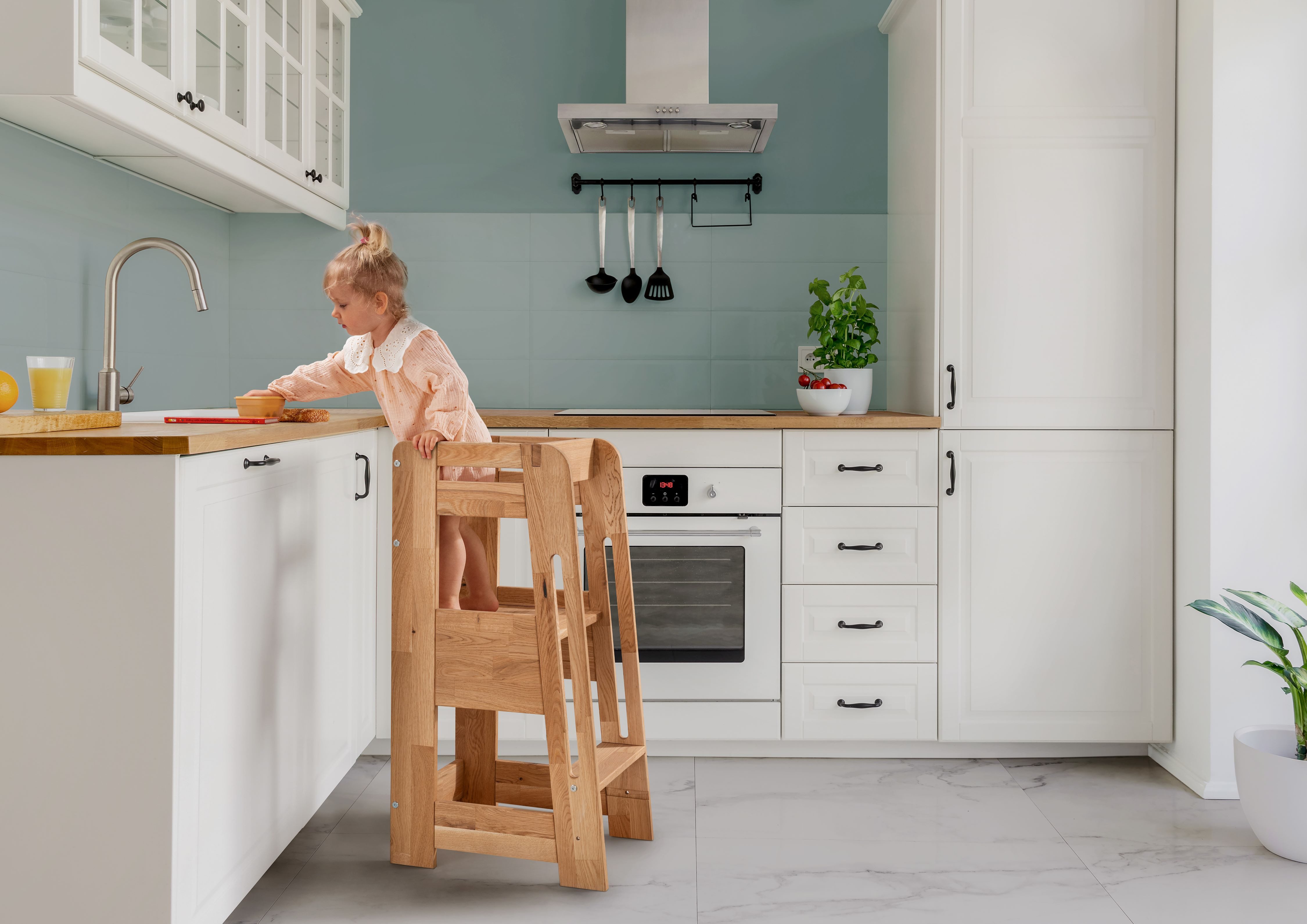 Wohnglücklich Kinderregal Montessori Lernturm, Massivholz-Konstruktion günstig online kaufen