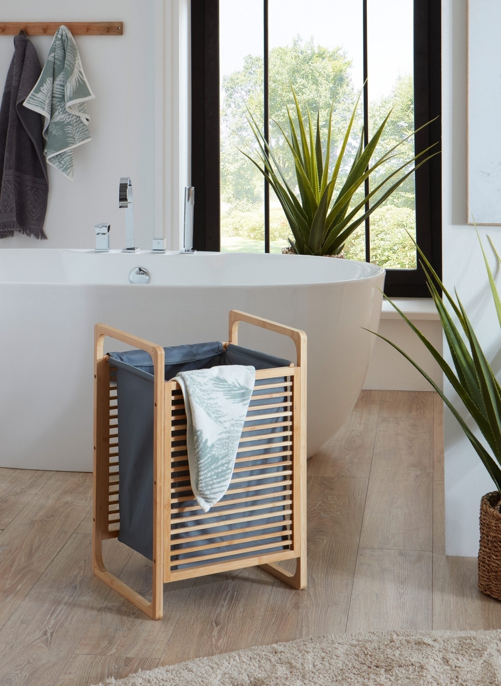 freiraum Wäschekorb Walnut, in Bambus / Grau - 31,8x75,5x60,6 (BxHxT)