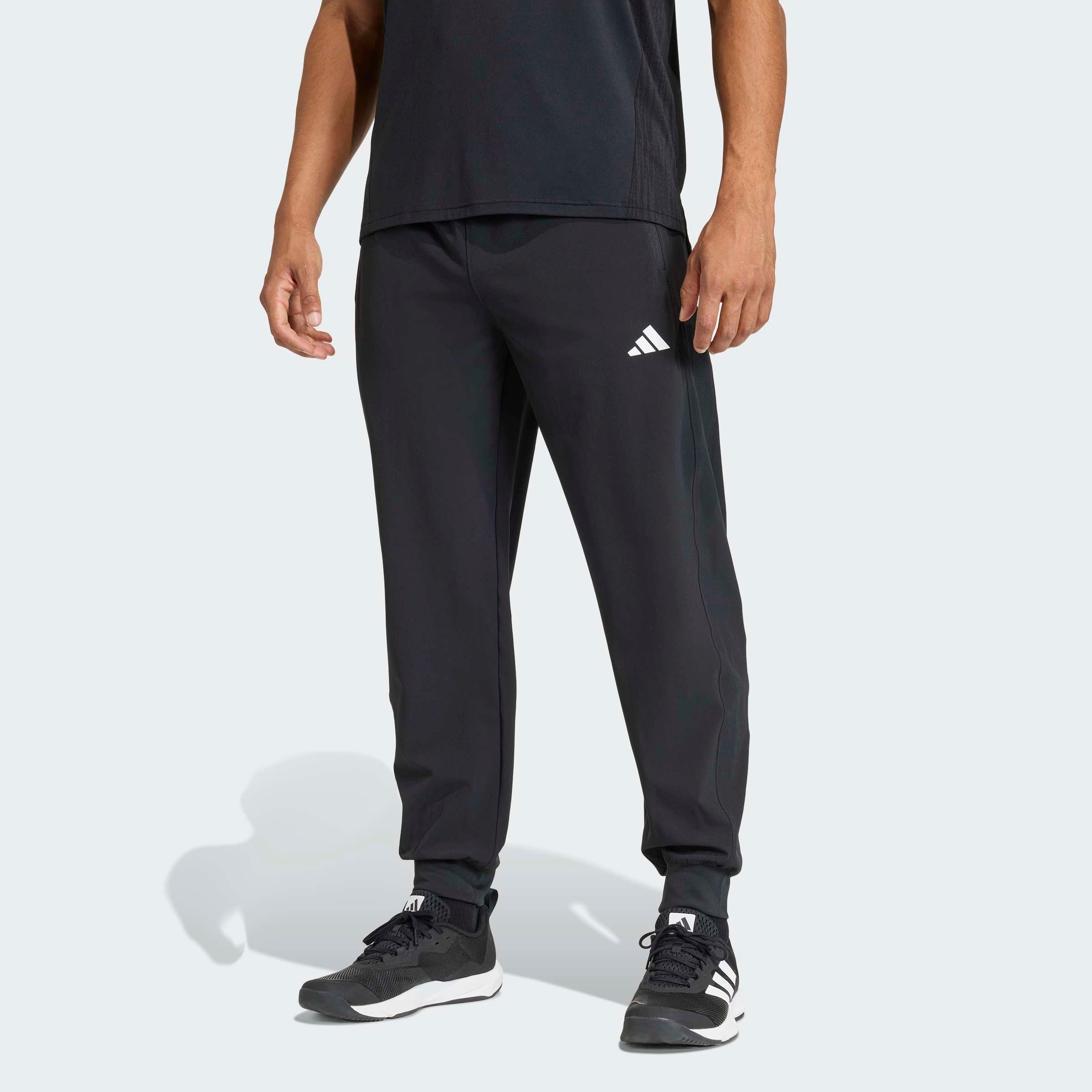 adidas Performance Sporthose WORKOUT ESSENTIALS FLEX WOVEN mit climacool® Technologie, Normal-weite Passform