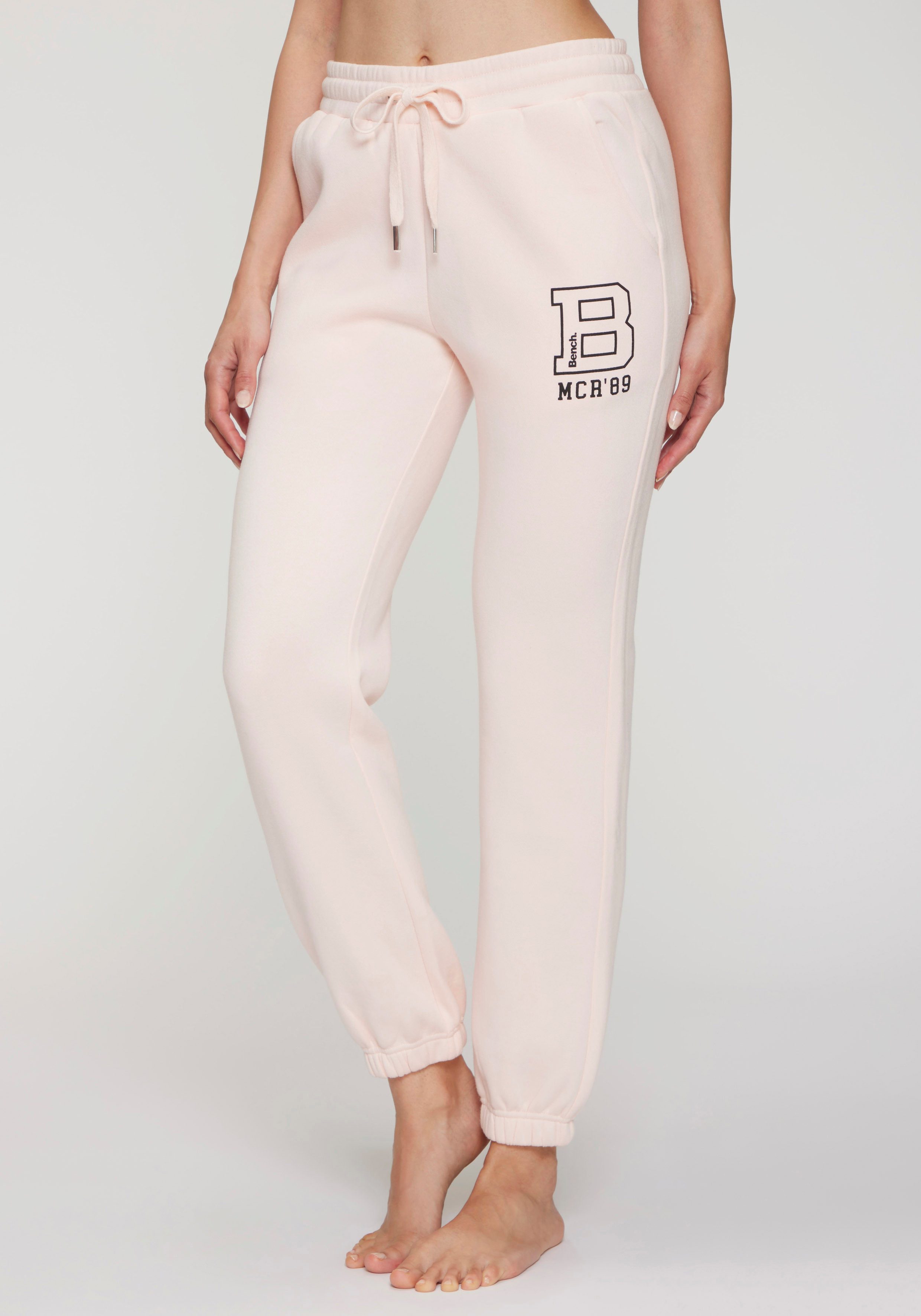 Bench. Loungewear Jogginghose mit seitlichen Taschen und Logoprint, Loungewear
