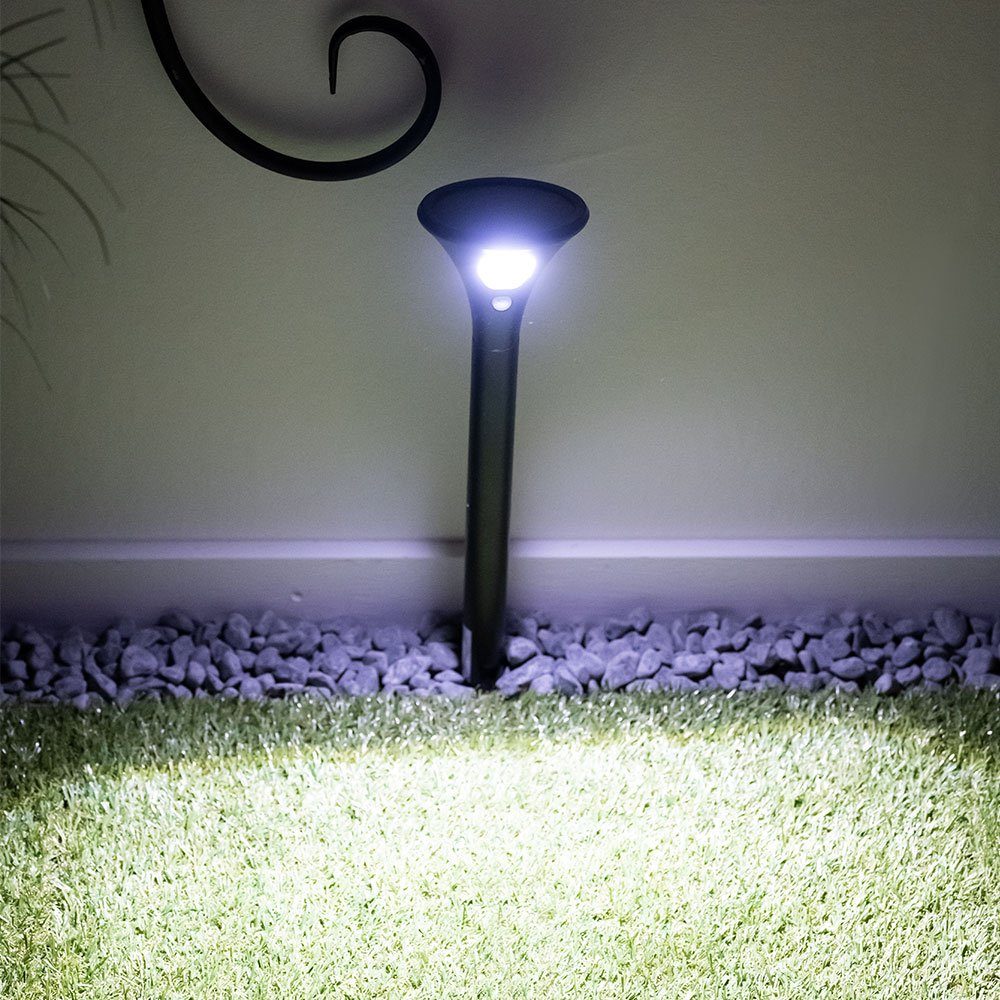 2 LED-Leuchtmittel Tageslichtweiß, Solar etc-shop Bewegungsmelder Wegeleuchte mit Gartenleuchte Kaltweiß, Solarleuchte Gartenstrahler, verbaut, fest