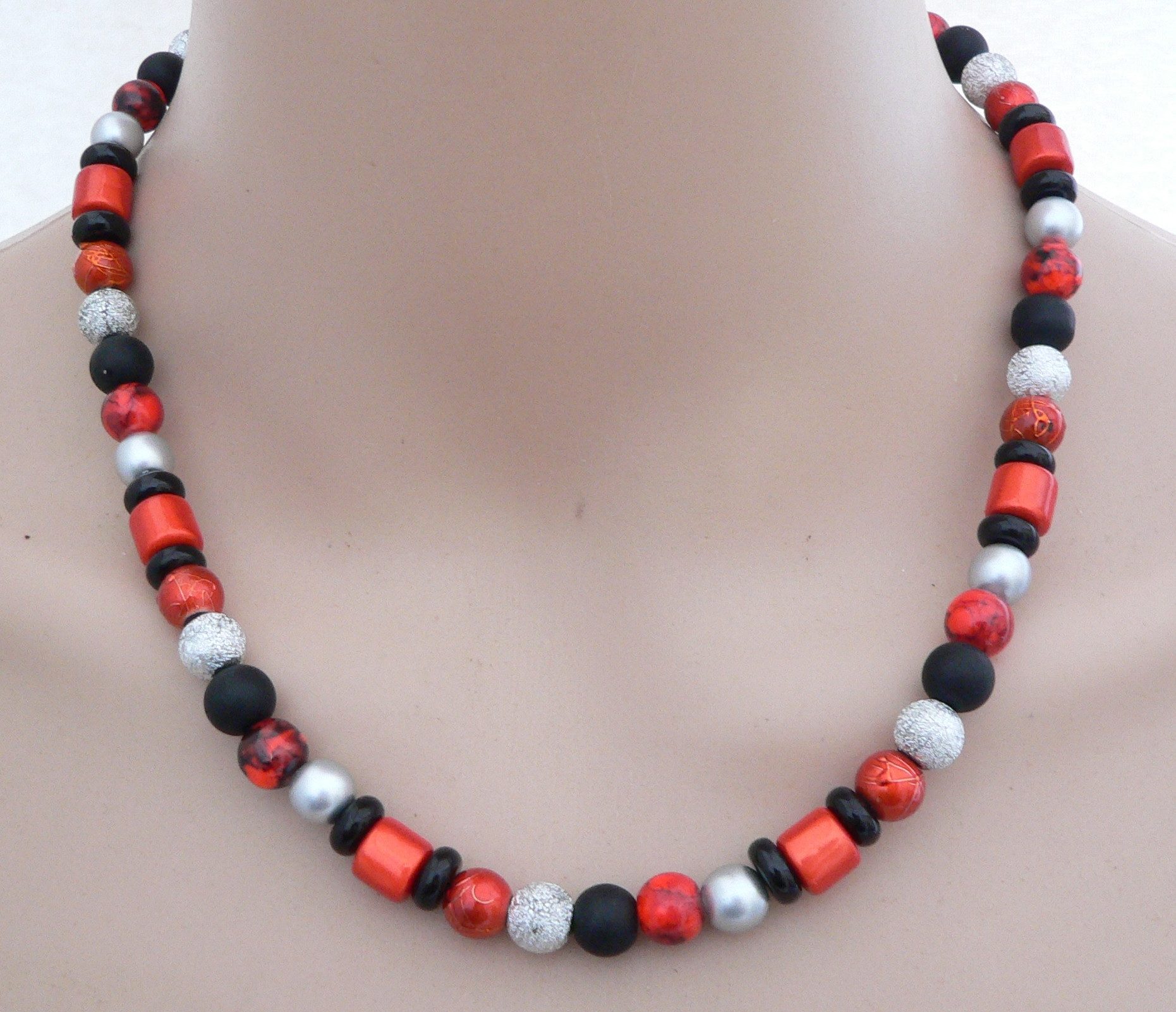 traumschmuck Collier 498. Collier Halskette Glas Miracle silberfarben/schwarz Glitzer, handgefertigt