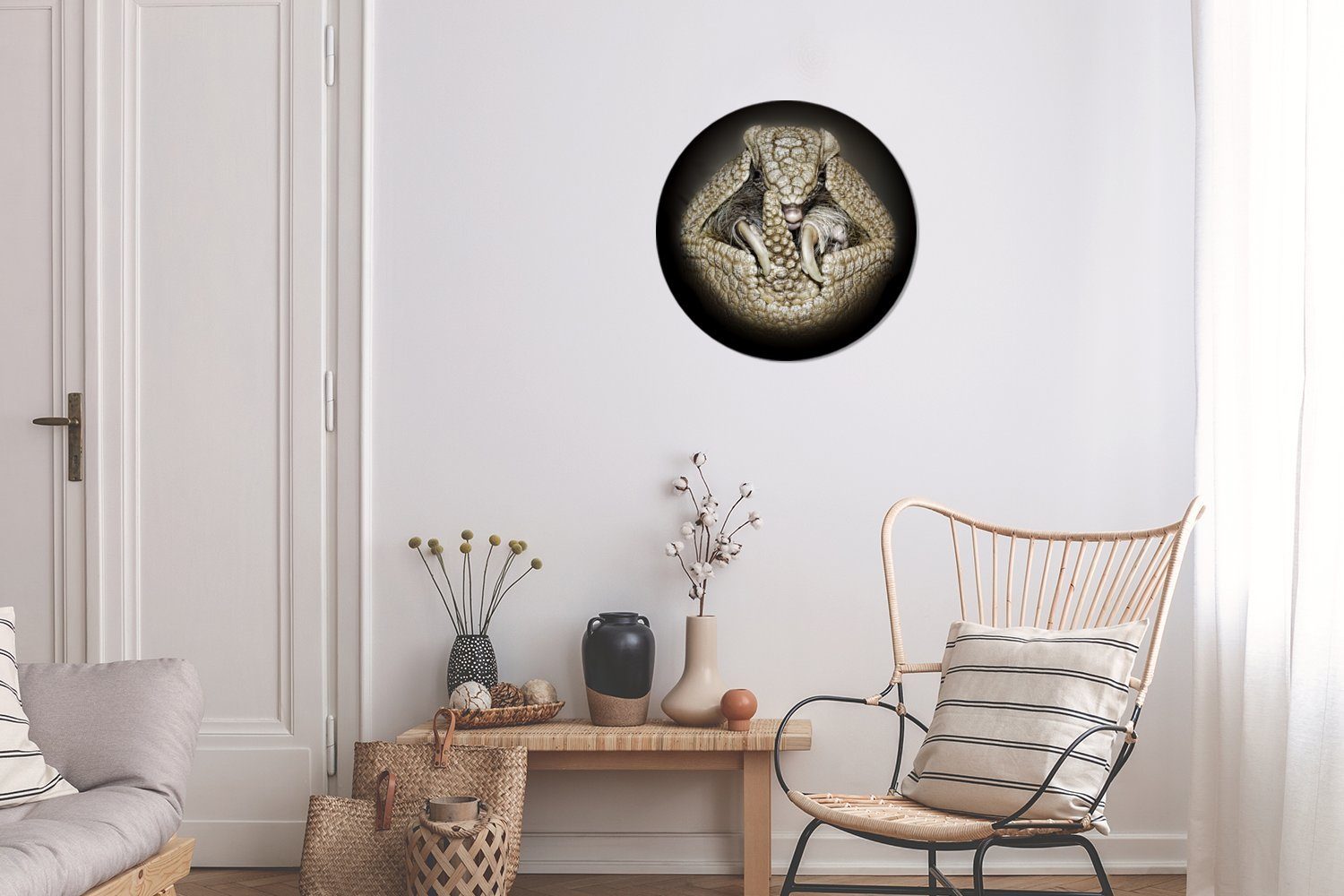 gerolltes Gürteltier MuchoWow auf schwarzem cm Rundes Forex, Wohnzimmer, Wanddekoration Gemälde Ein St), 30x30 Wandbild, (1 Hintergrund, Kreis