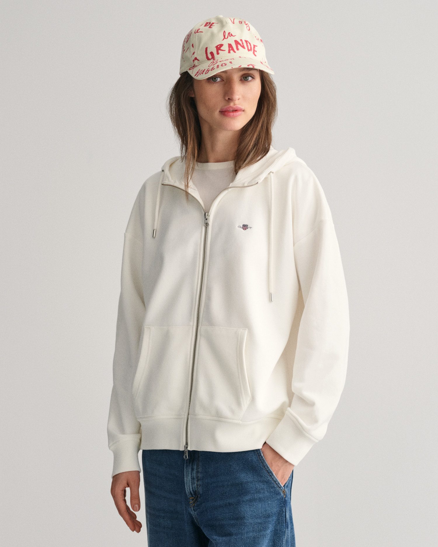Gant Kapuzensweatjacke SHIELD ZIP HOODIE Grafische GANT-Stickerei auf der B günstig online kaufen