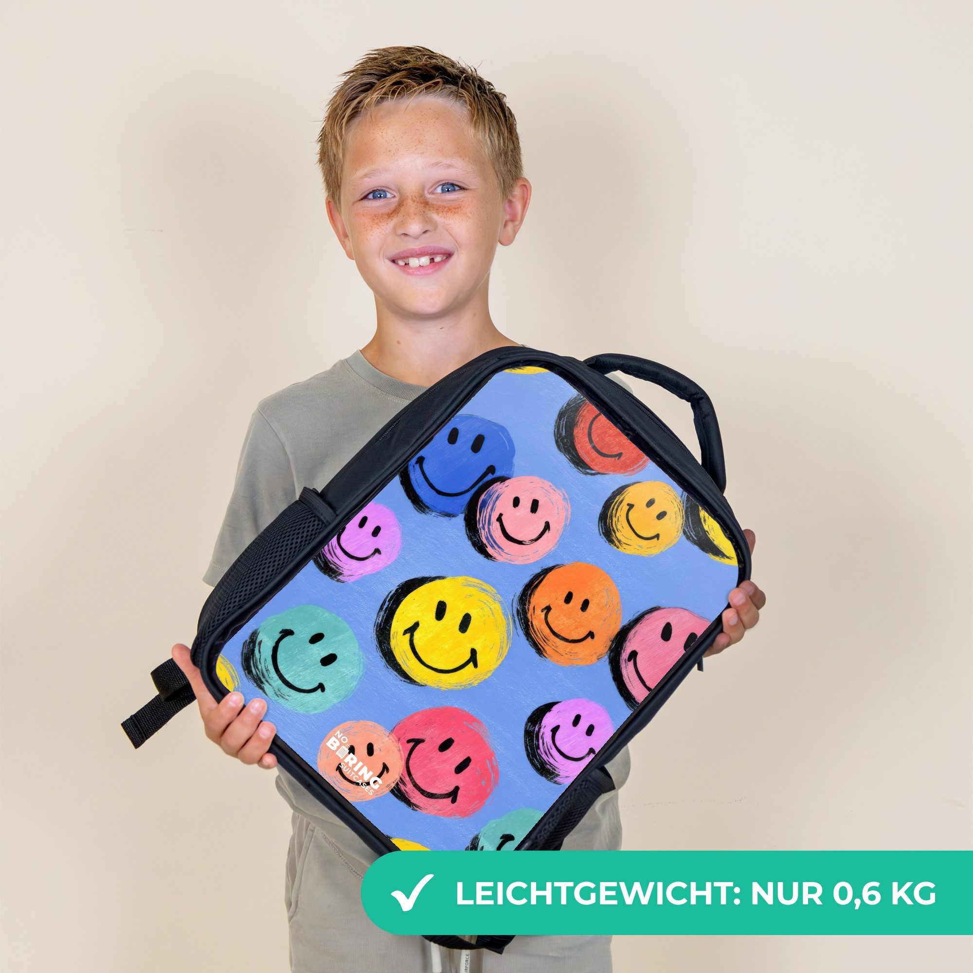 NoBoringSuitcases.com© Rucksack Ein verspieltes und künstlerisches Muster aus bunten Smileys, Kinderrucksack Schwarz, Schulrucksack, Freizeitrucksack Jungen Mädchen