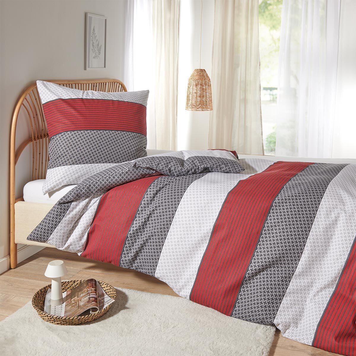 TRAUMSCHLAF Bettwäsche Nordic Stripe Red, Flanell, 2 teilig, hochwertige Fl günstig online kaufen