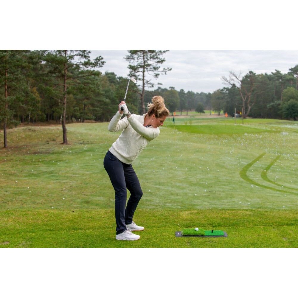 Pure 2 Improve Golf-Abschlagmatte Golf-Schlagmatte Dual Turf (mit 2 Tees) grün 60x31cm
