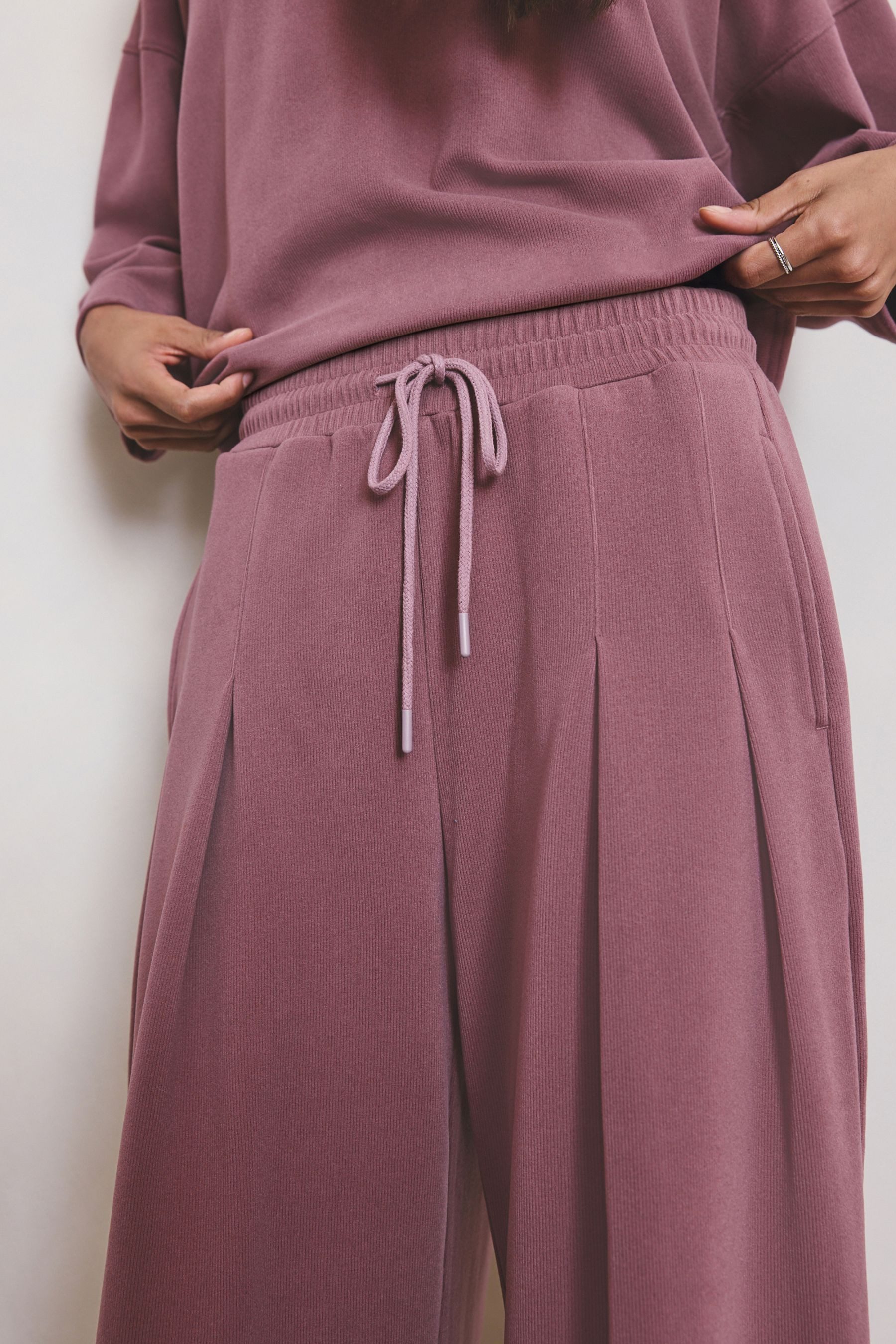Next Jogginghose N.Premium Jogginghose mit weitem Bein (1-tlg)