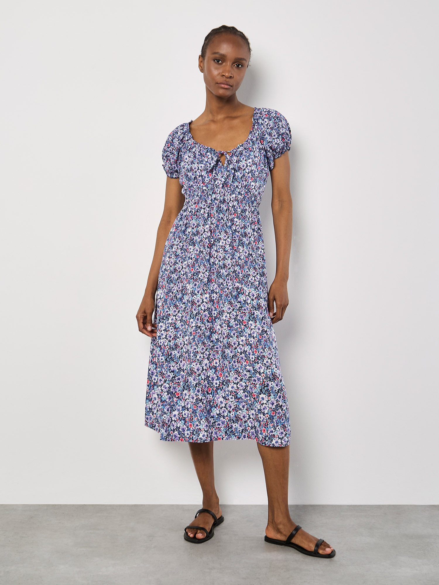 Midikleid Aquarellfarbenes geblümtes Kleid