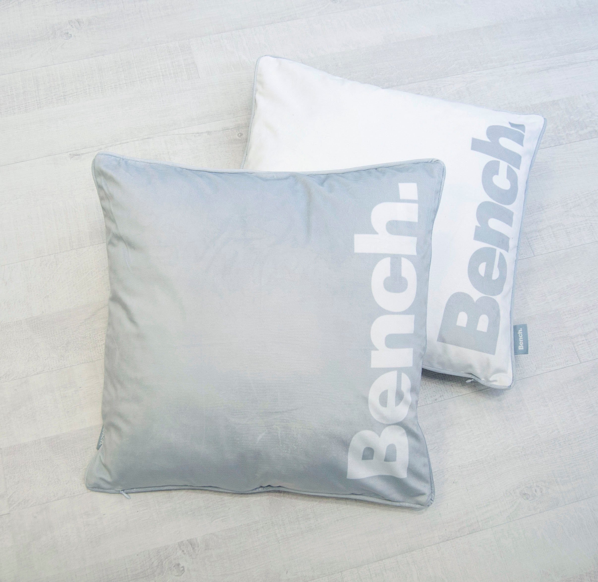 Bench. Dekokissen Bench, Kissenhülle mit Wendemotiv günstig online kaufen