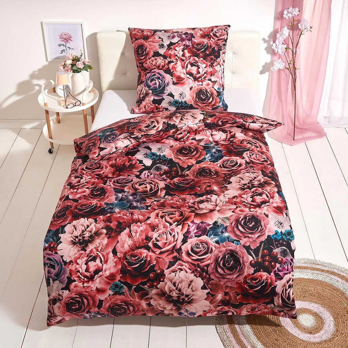 TRAUMSCHLAF Bettwäsche Blütenpoesie, Mako Satin, 2 teilig, romantisches Design in einzigartiger Haptik