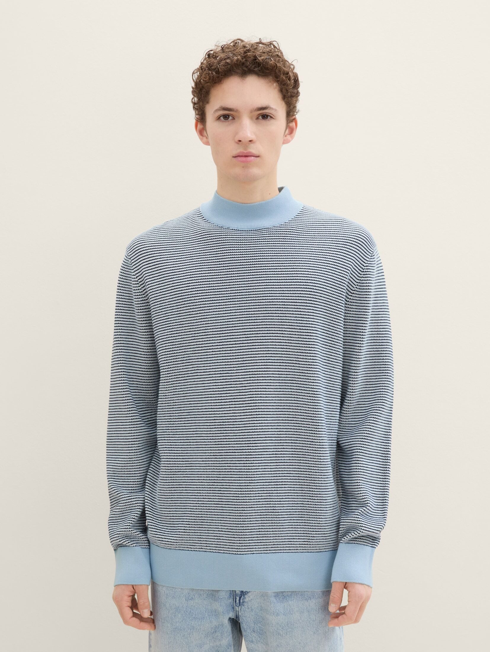 Strickpullover Strickpullover mit Stehkragen