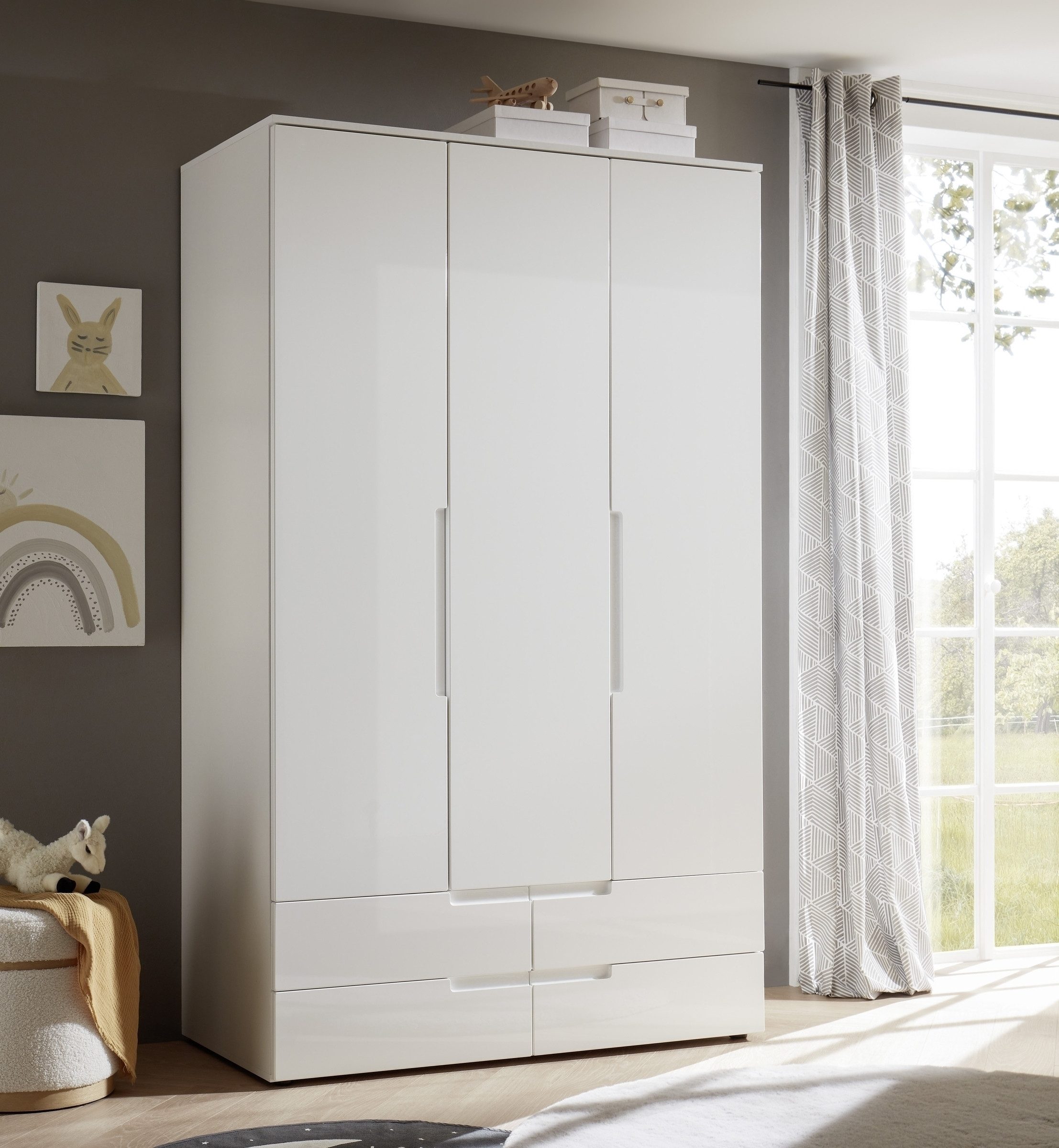 PREISBRECHER Kleiderschrank Spice 3 Türen, 4 Schübe, in Weiß / Weiß Hochglanz - 126x208x57 (BxHxT)
