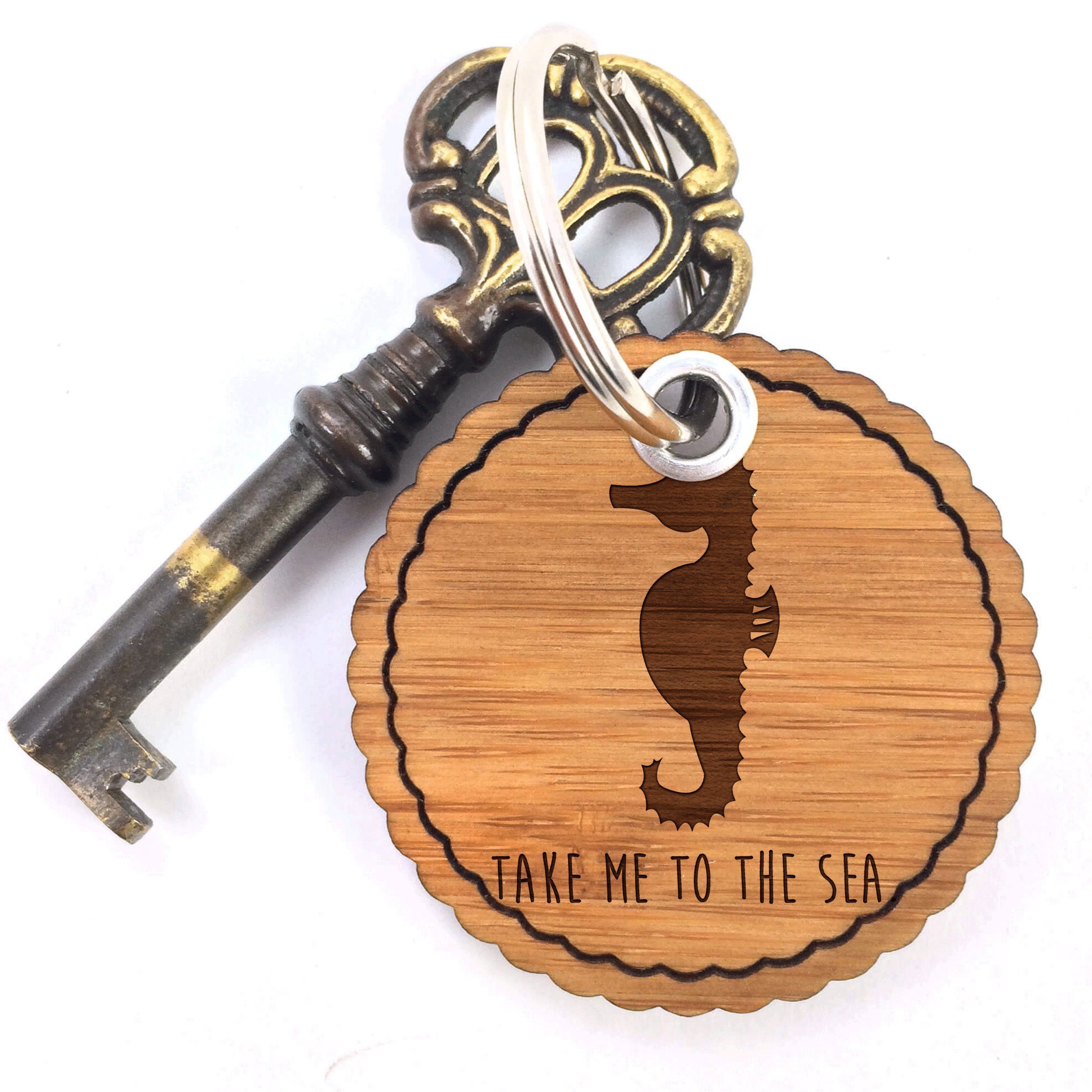 Mr. & Mrs. Panda Schlüsselanhänger Seepferdchen - Geschenk, Schlüsselband, Meer, Atlantik, maritim, Schlüsselanhänger, Anhänger, Glücksbringer, Taschenanhänger (1-tlg)