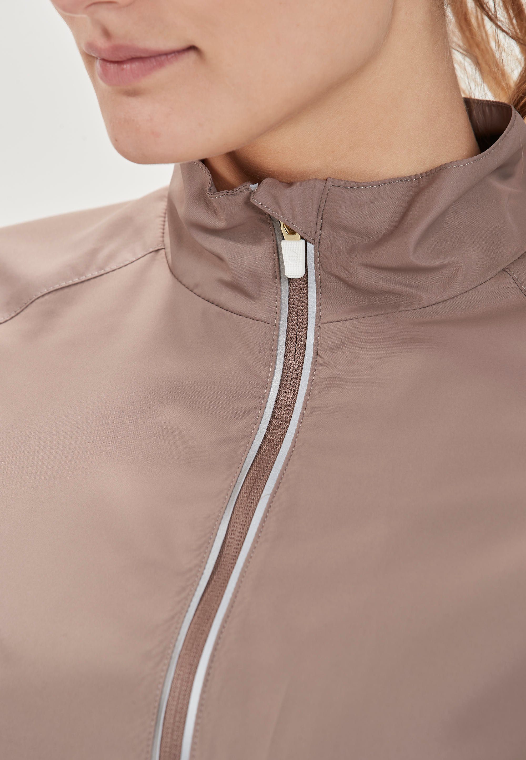 ENDURANCE Laufjacke Shela mit hoher Atmungsaktivität braun-beige