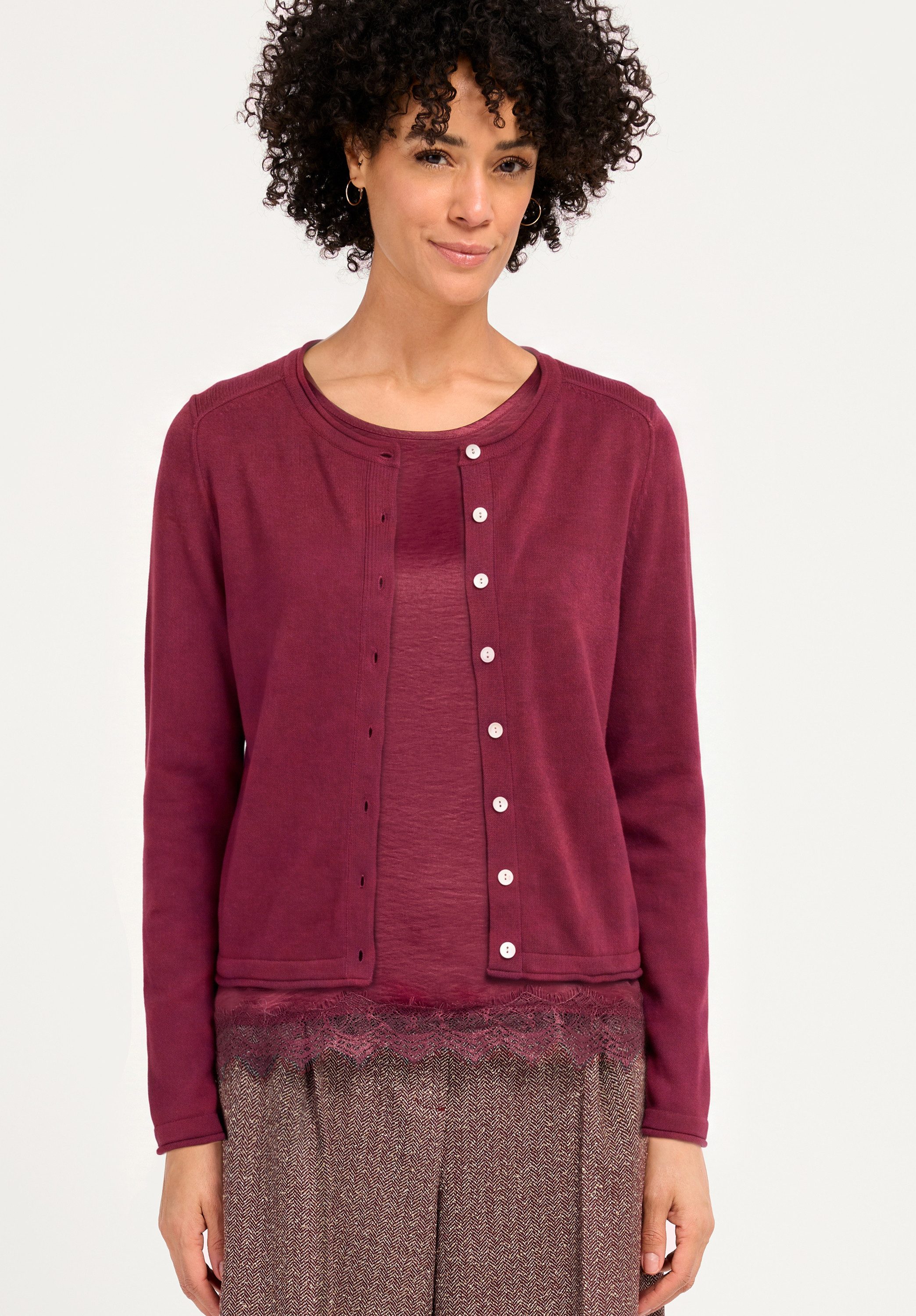 bianca Cardigan RANIS aus weicher Strickware in Trendfarbe