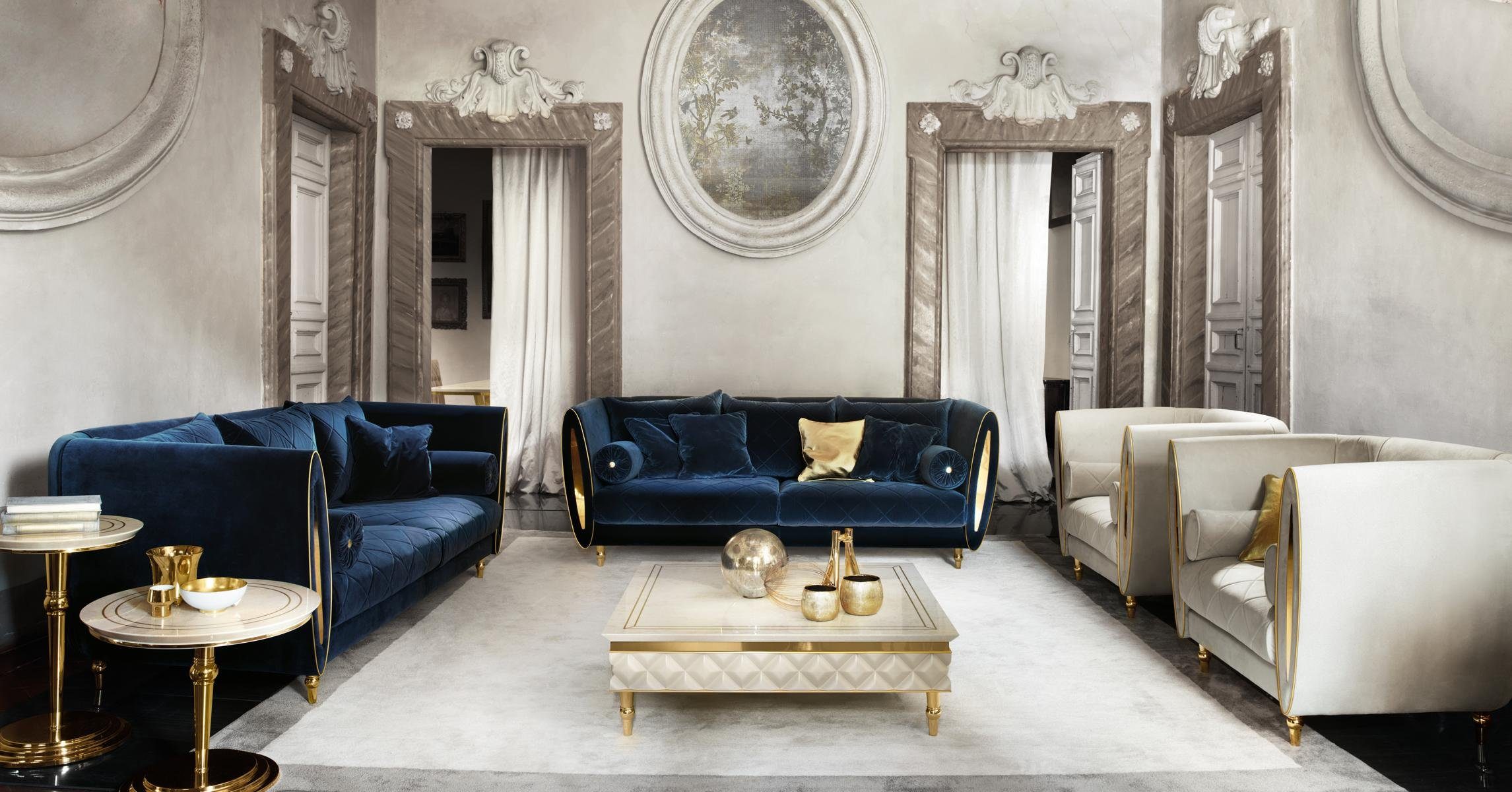 Versandhandel im Ausland! JVmoebel Wohnzimmer-Set, Luxus Klasse Italienische Möbel 3+2 Sofagarnitur